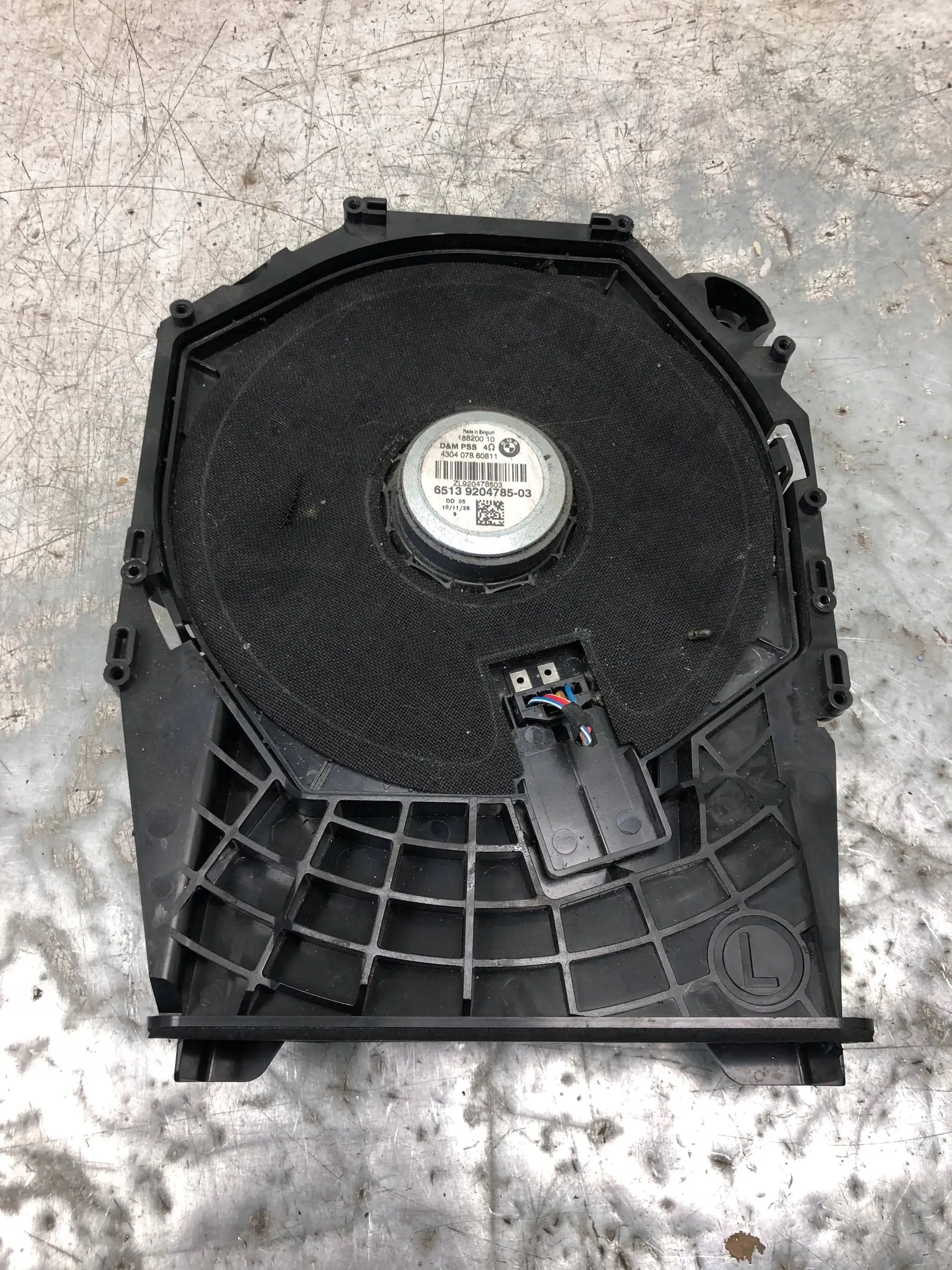 speaker NISKOTONOWY left BMW E87 LCI 9204785