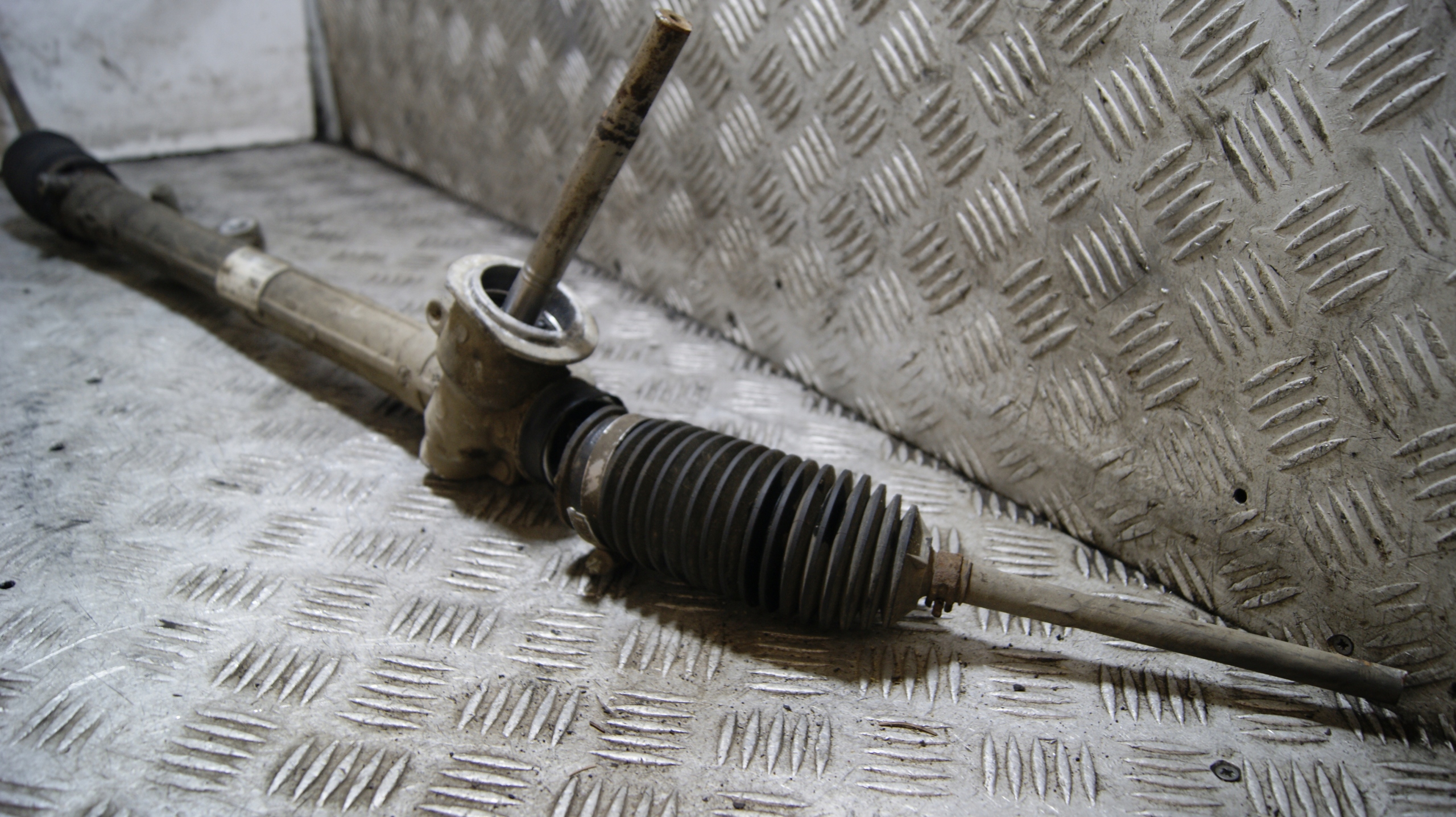 Boîter direction RENAULT CLIO 3 A0007955/A