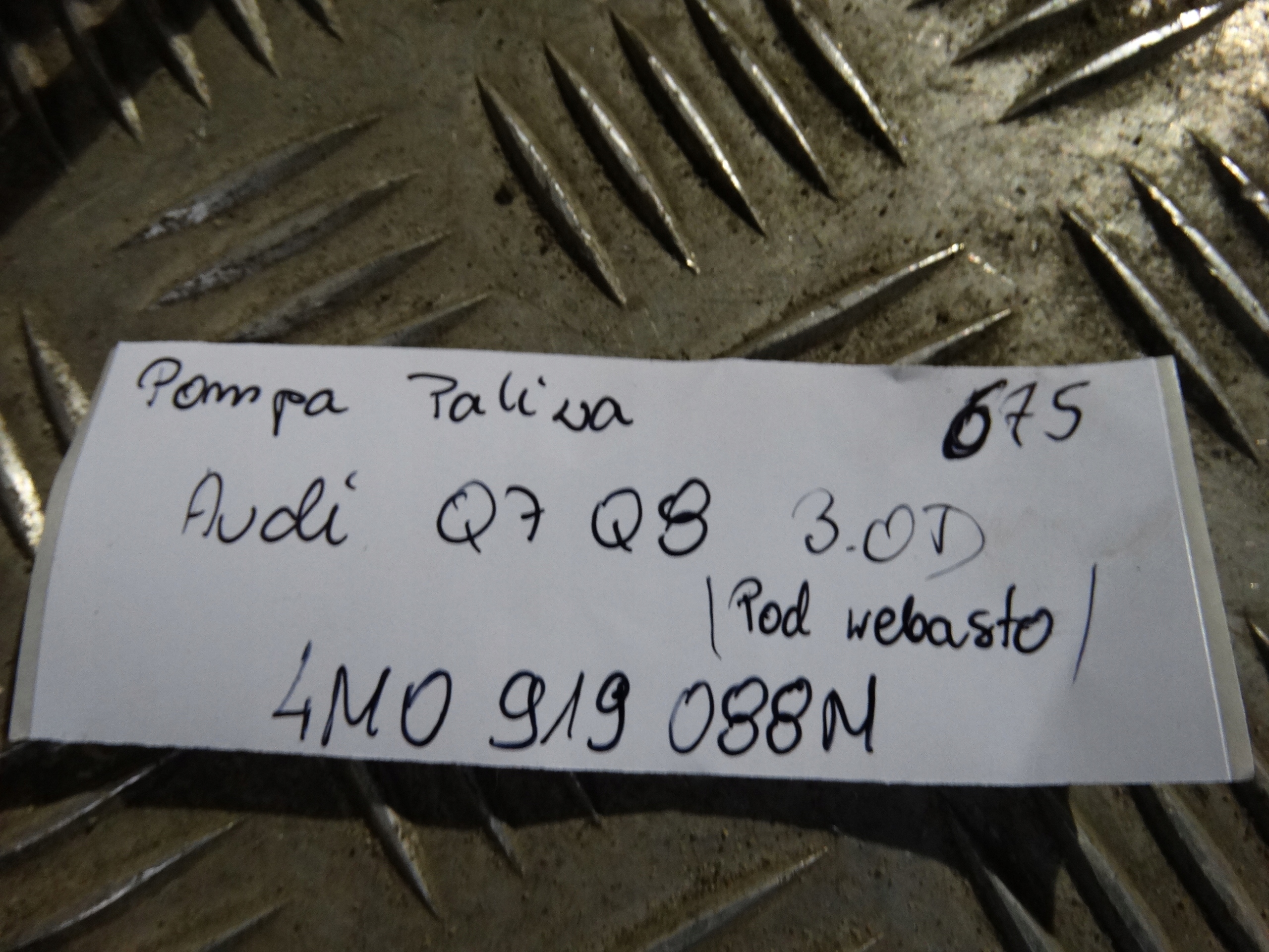 IDEALNA KPL. feed pump AUDI Q7 Q8 3.0D 1