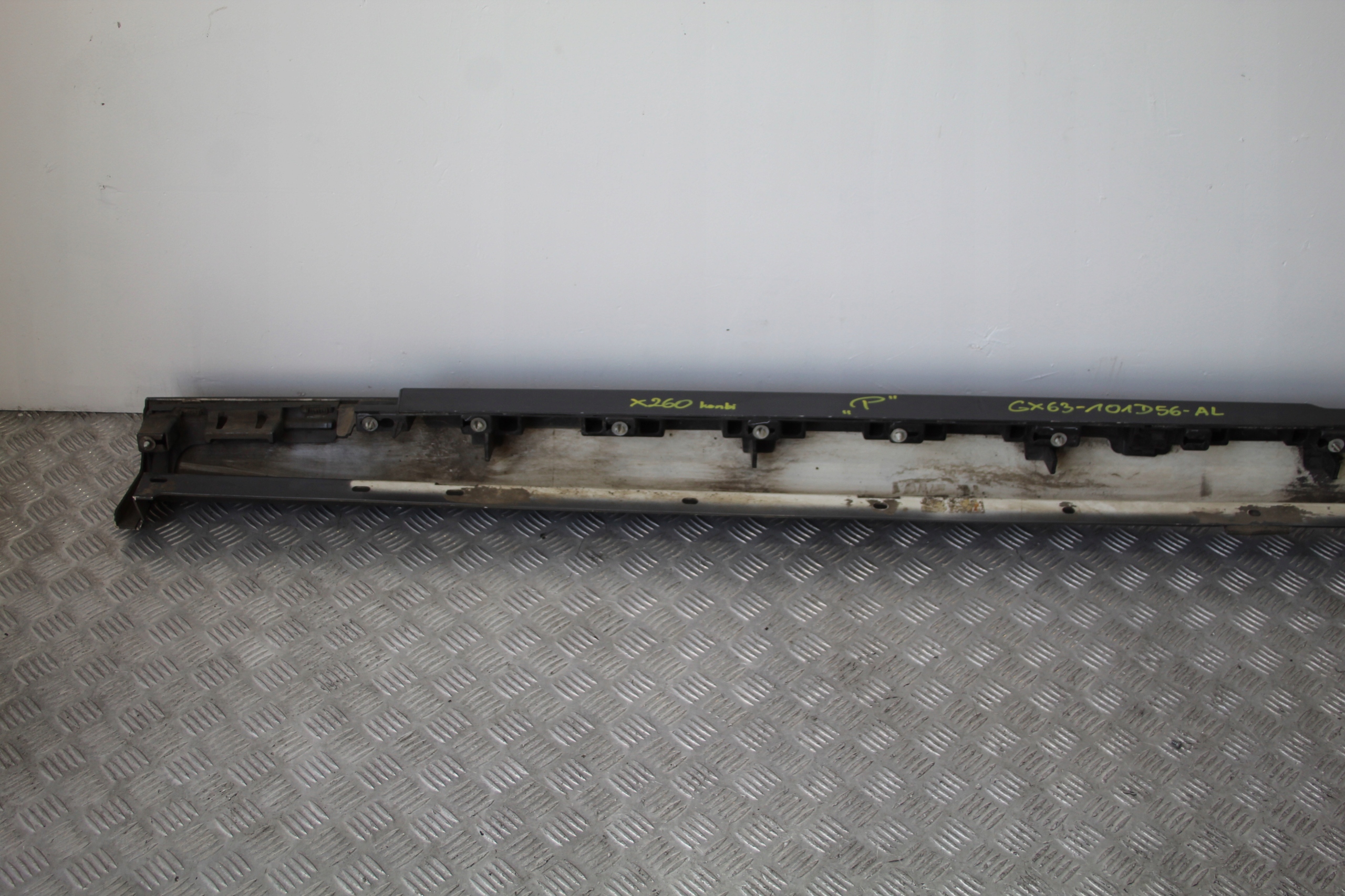 cap threshold threshold right JAGUAR XF II 2 X260 GX63-101D56-AL
