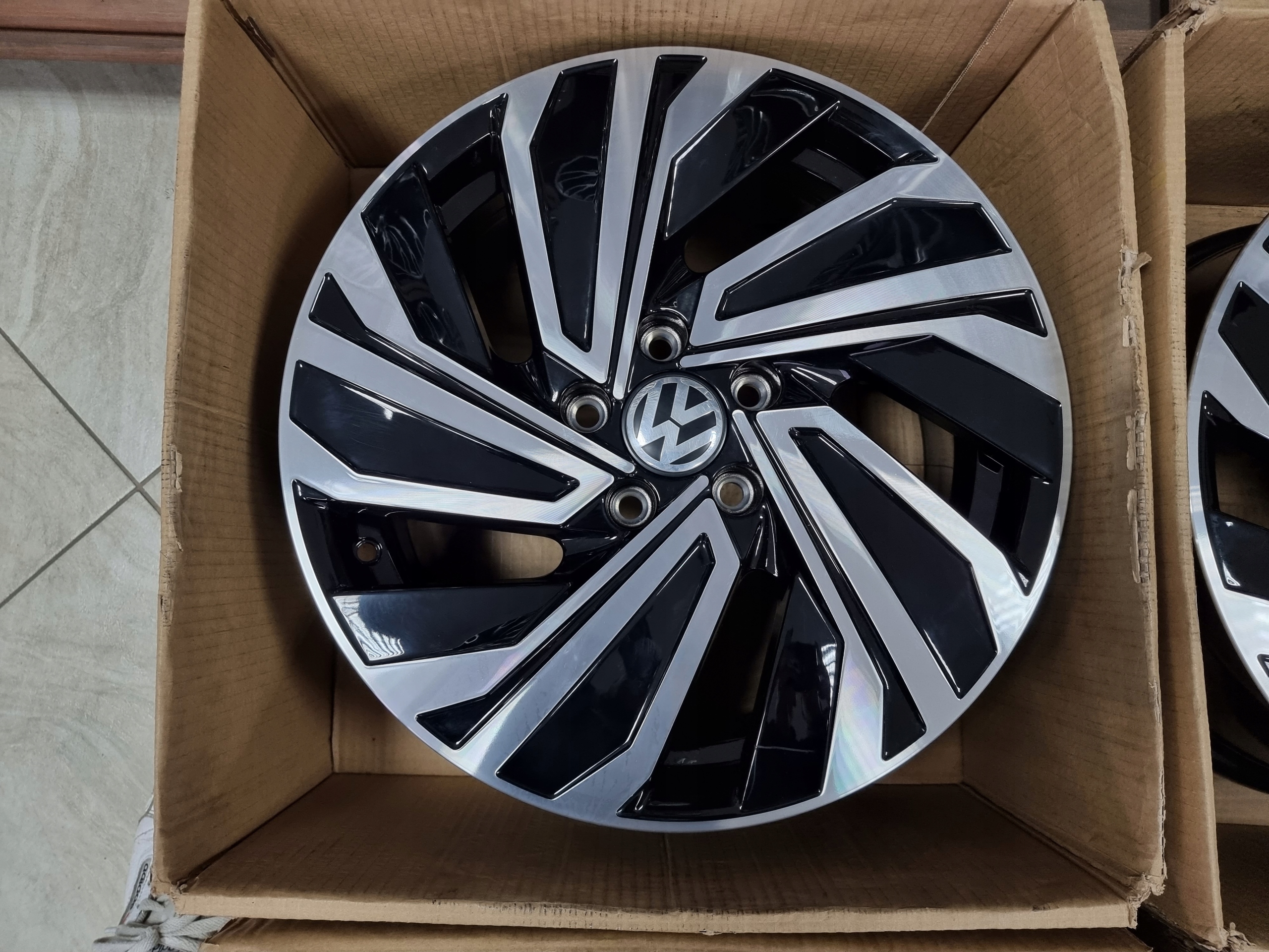 NOWE felgi 17 5x112 VW T ROC Tiguan Tornado GOLF Rim width 7 0