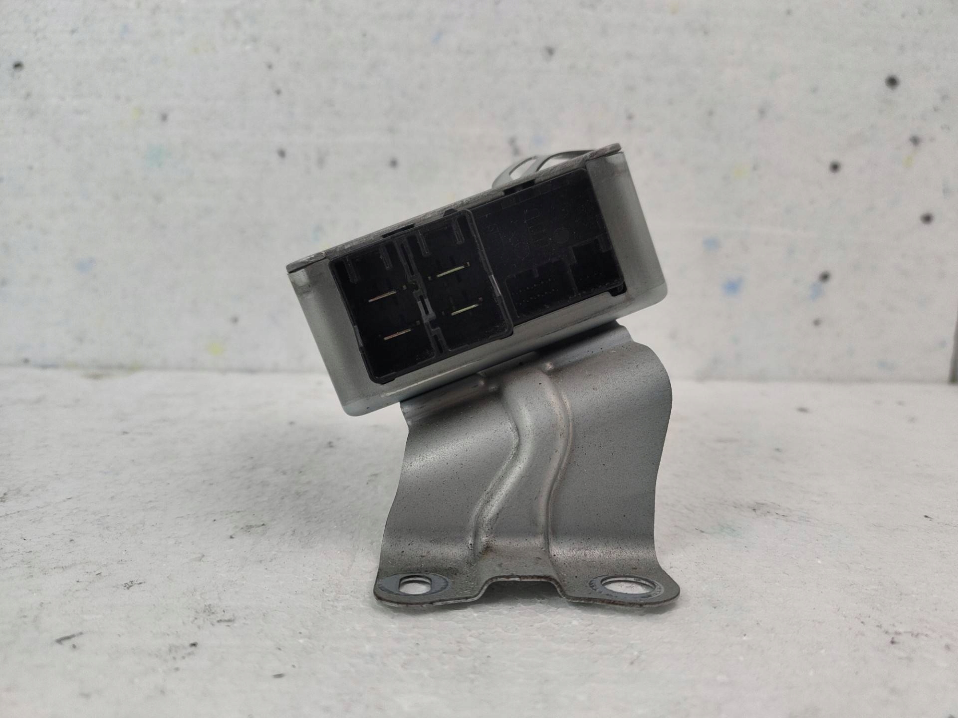 Module Direction assistée Volant Toyota Prius 3 facelift 2011 89650-47240