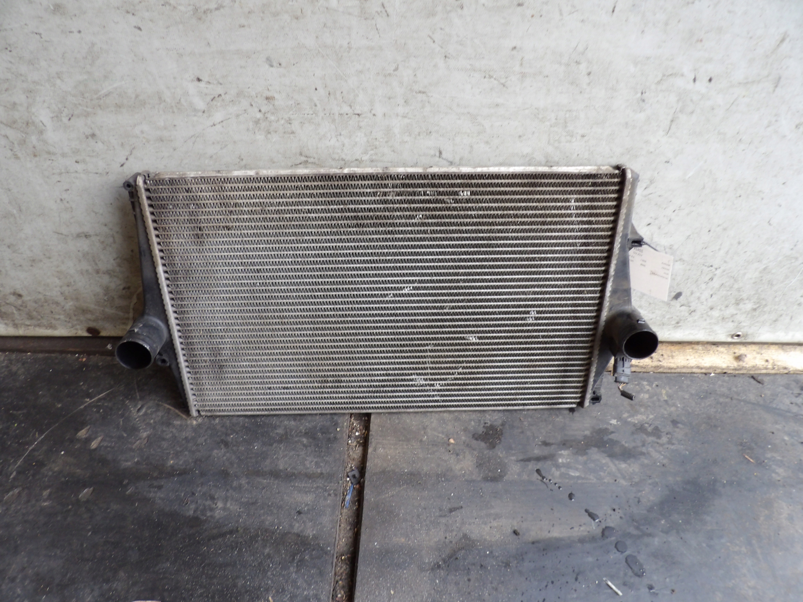 Volvo S60 e 2,5T 210KM radiatore intercooler 07760771 8671694