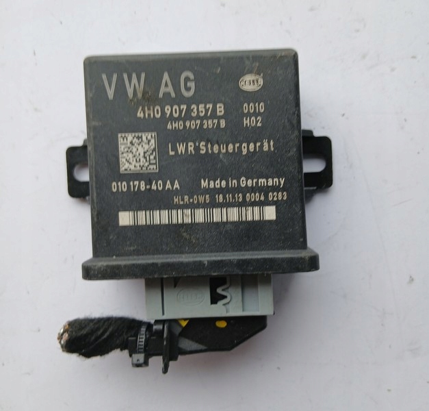 unité de commande électronique uce feux AUDI A8 D3 4H0907357B
