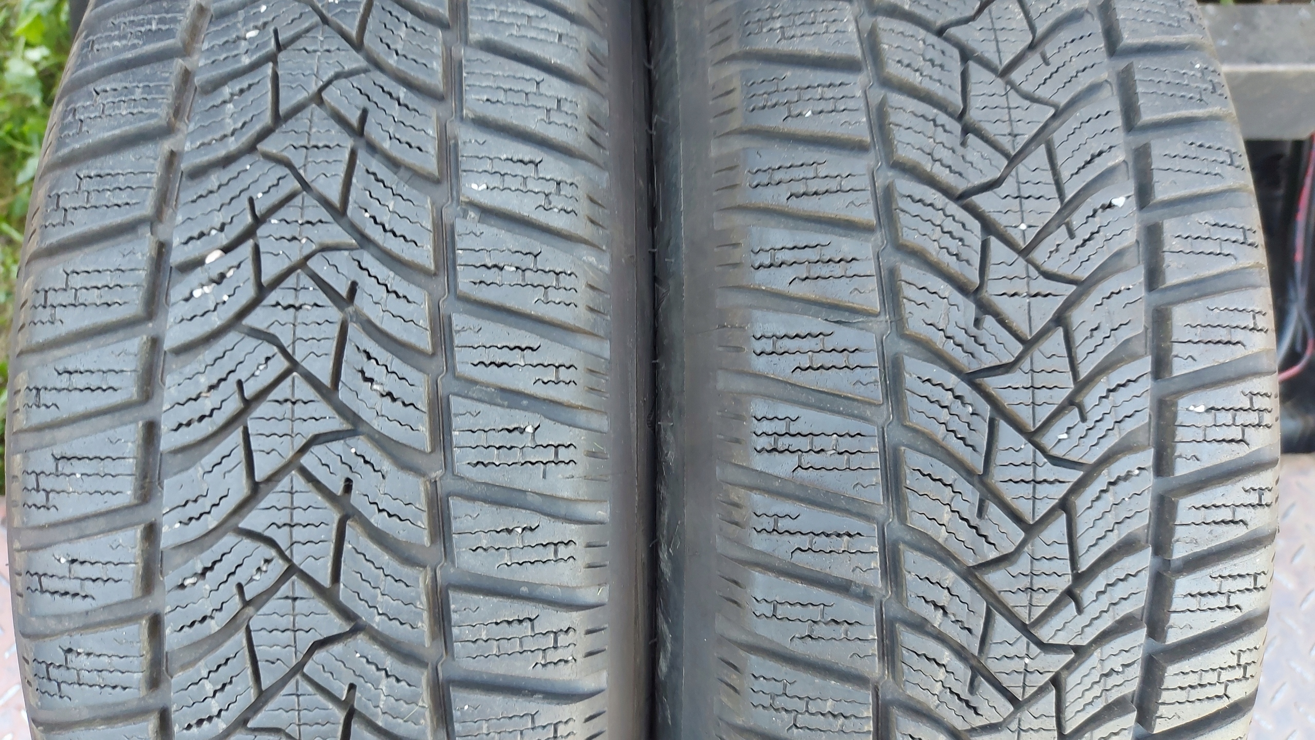 DUNLOP WINTER SPORT 5 195/65R15 OPONY ZIMOWE 8mm