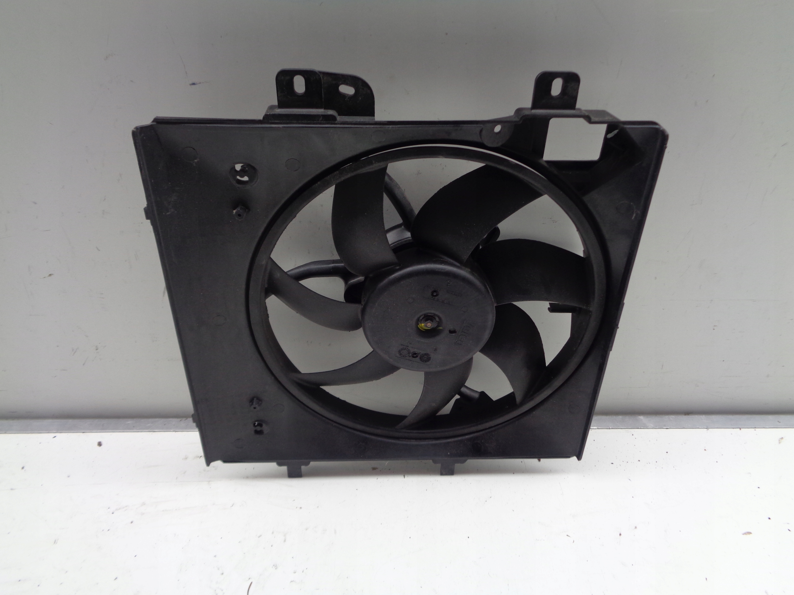 ventilátor obal CITROEN C4 CACTUS 1.6 HDI