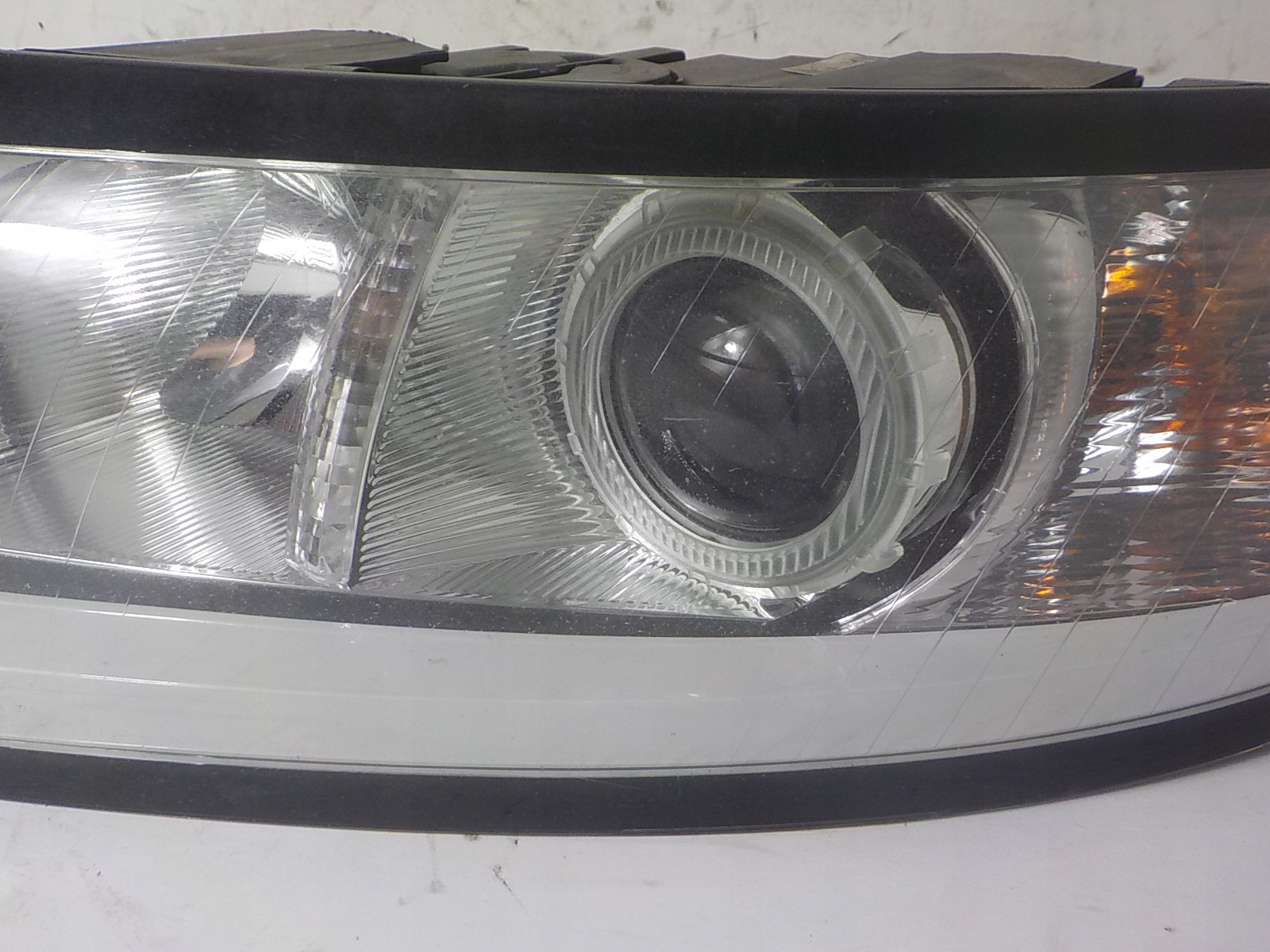 VOLVO V50 LIFT light left front front UK 31265700 LH