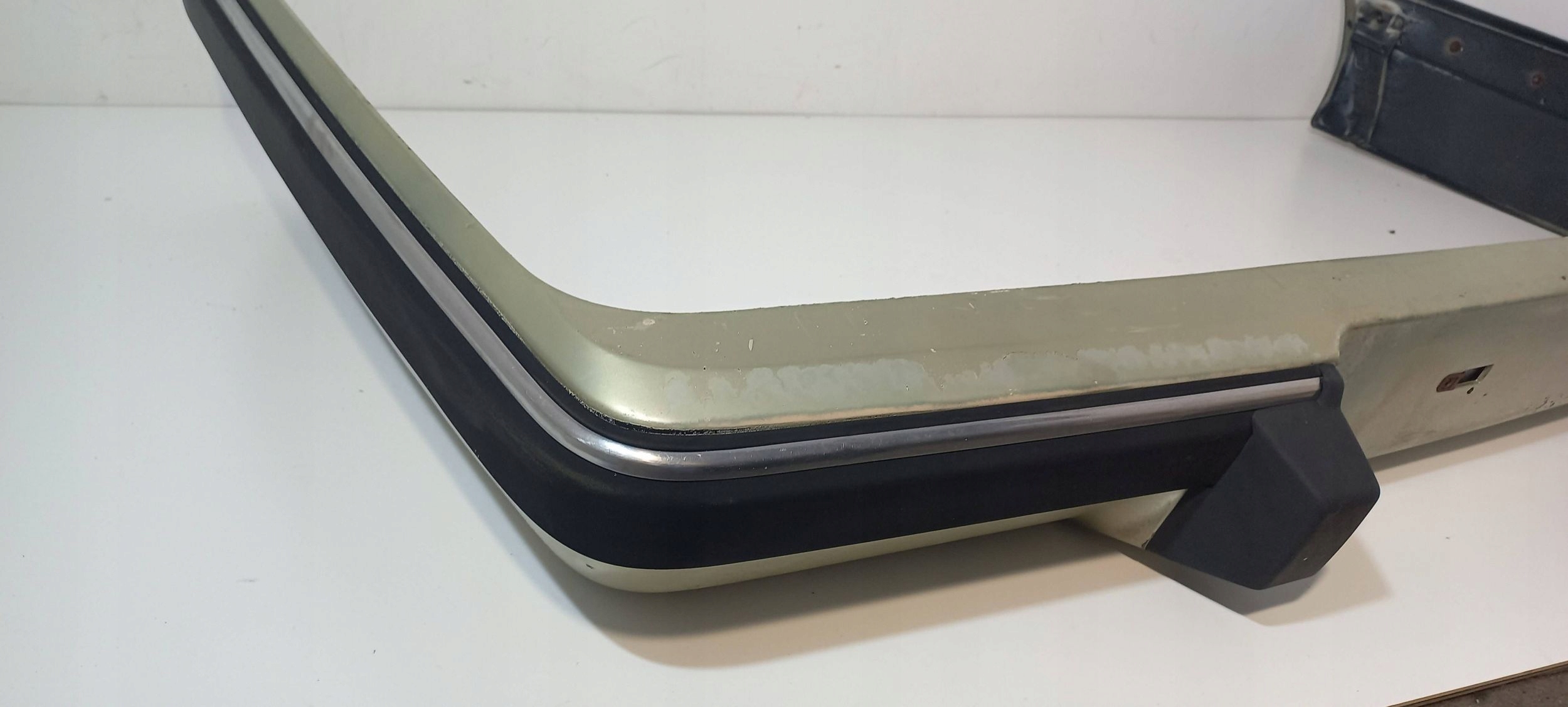 Opel Monza A1 bumper rear 90148204 (ZD124)