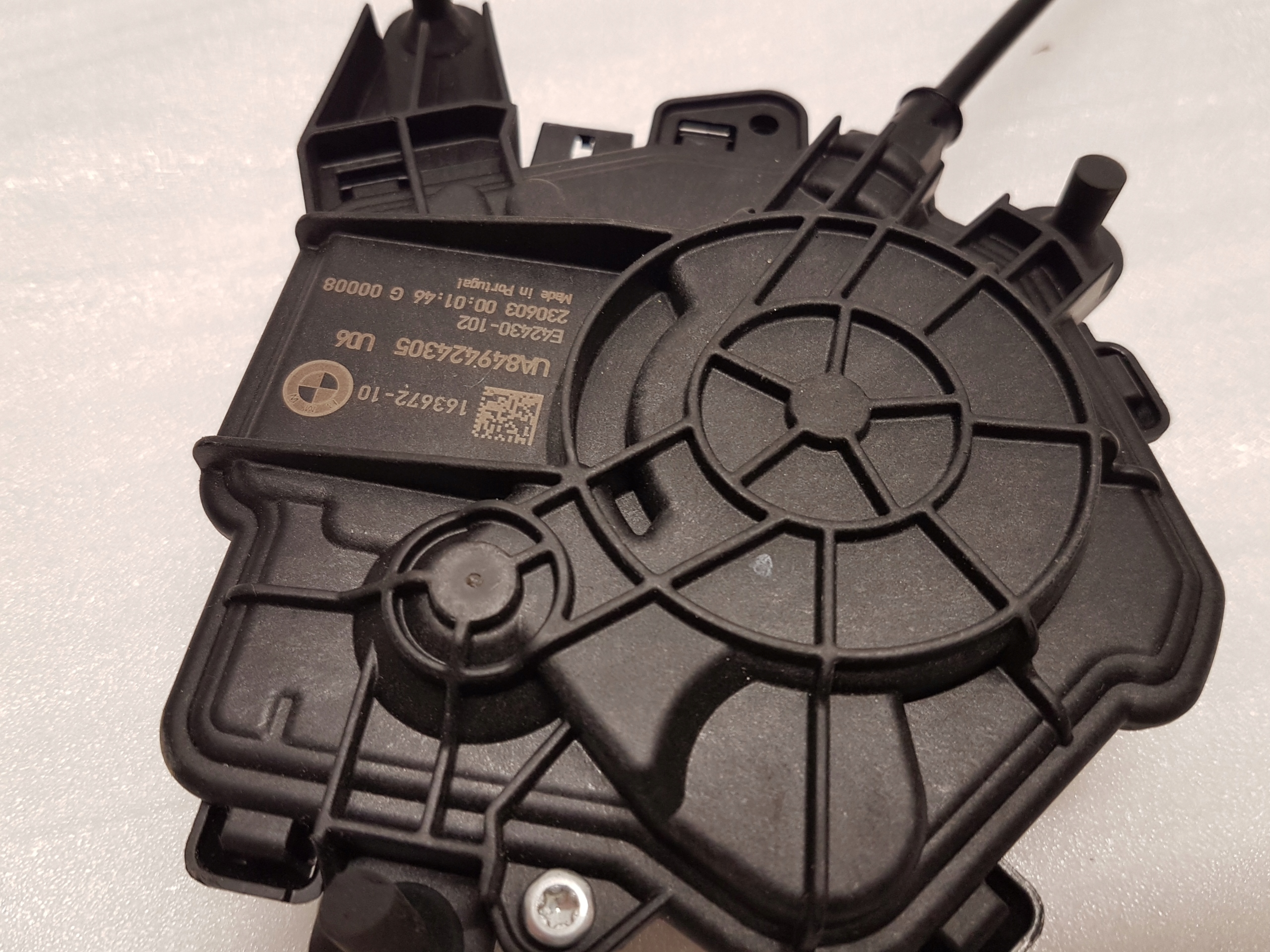 lock DOCIAG bonnet boot left BMW 2 U06 8494243 7464411