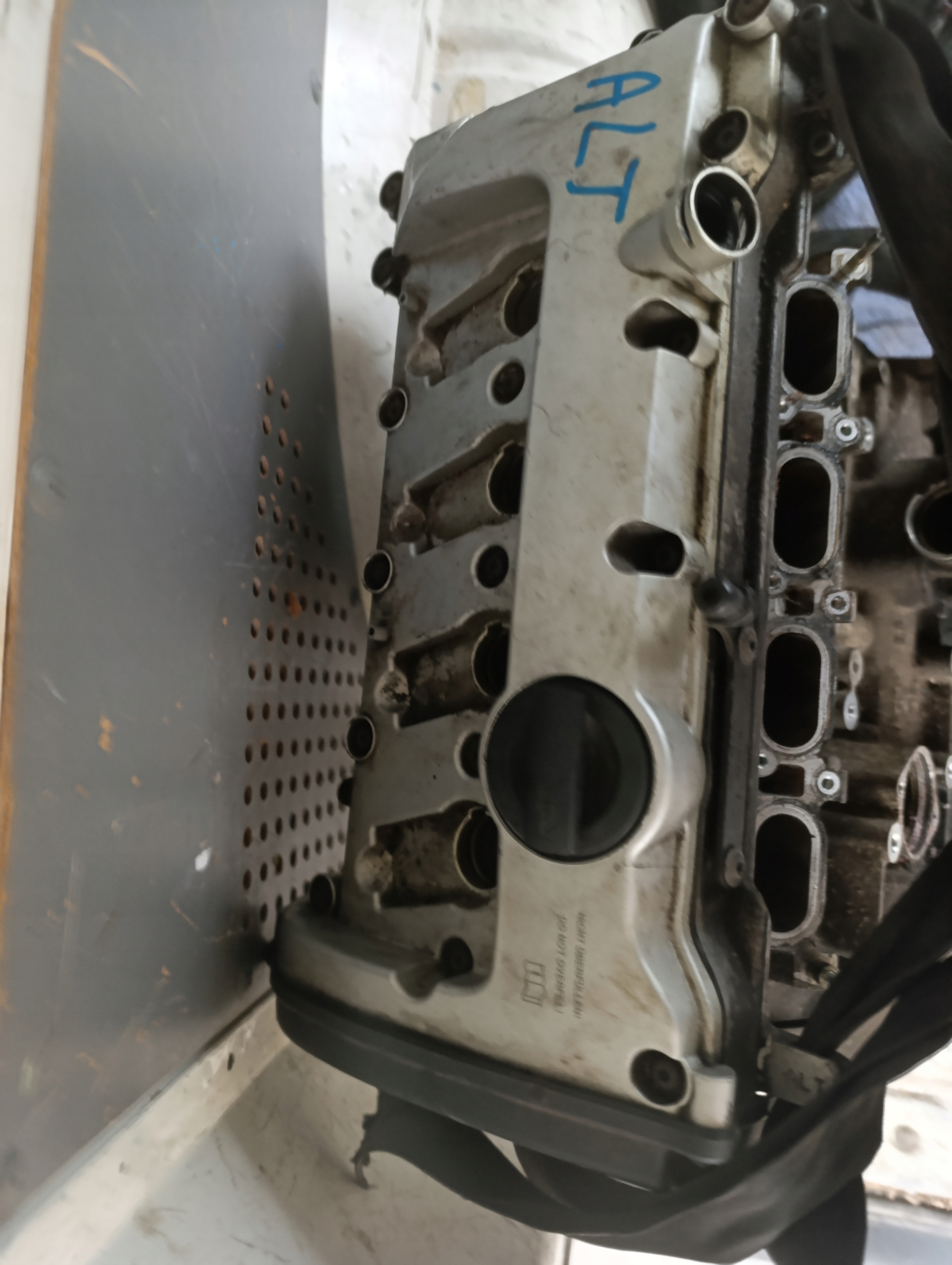 engine audi a4 b6 b7 a6 c5 ALT pillar