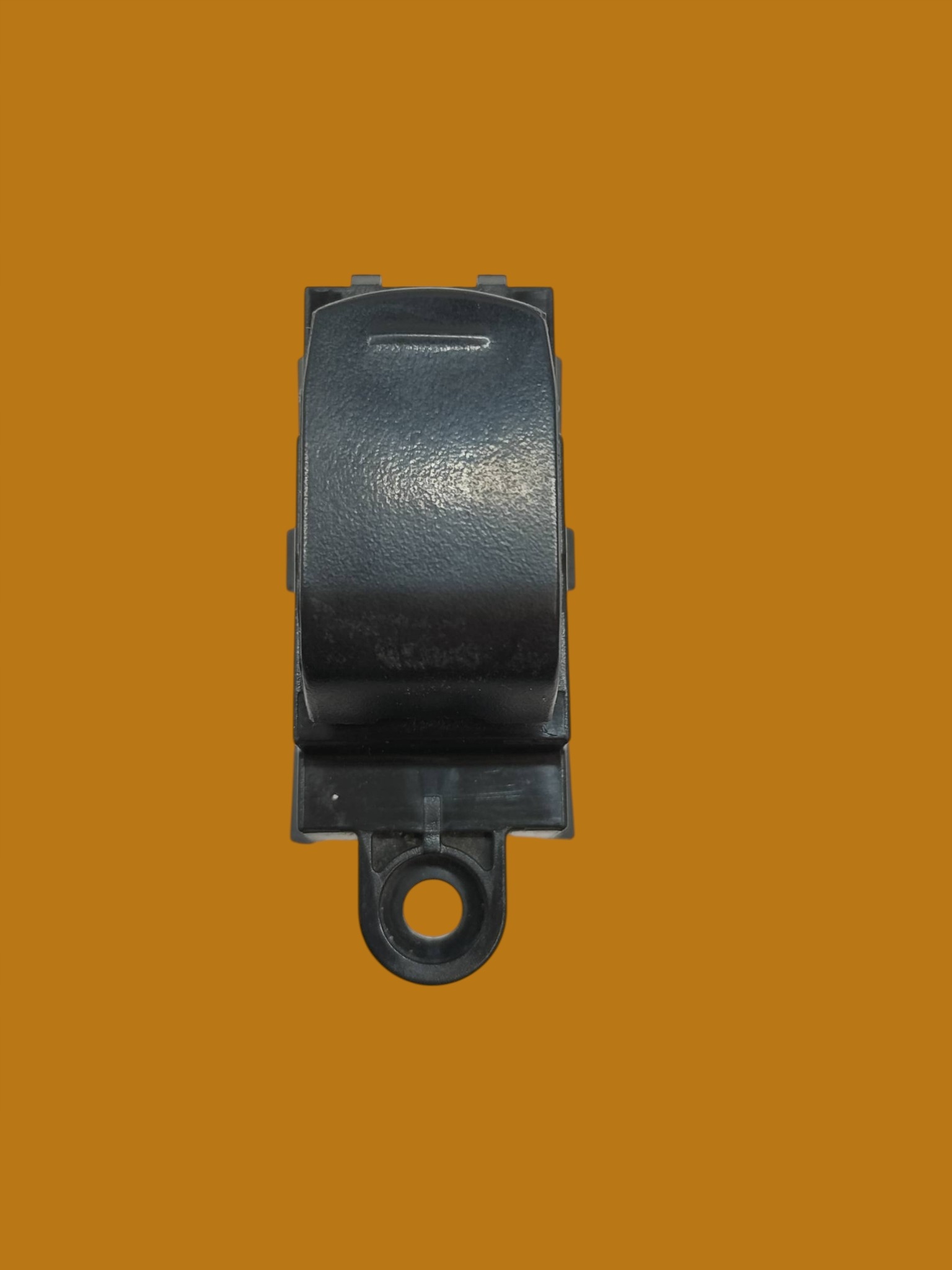 window control switch right front of the passenger Suzuki Baleno II (2015-2022)