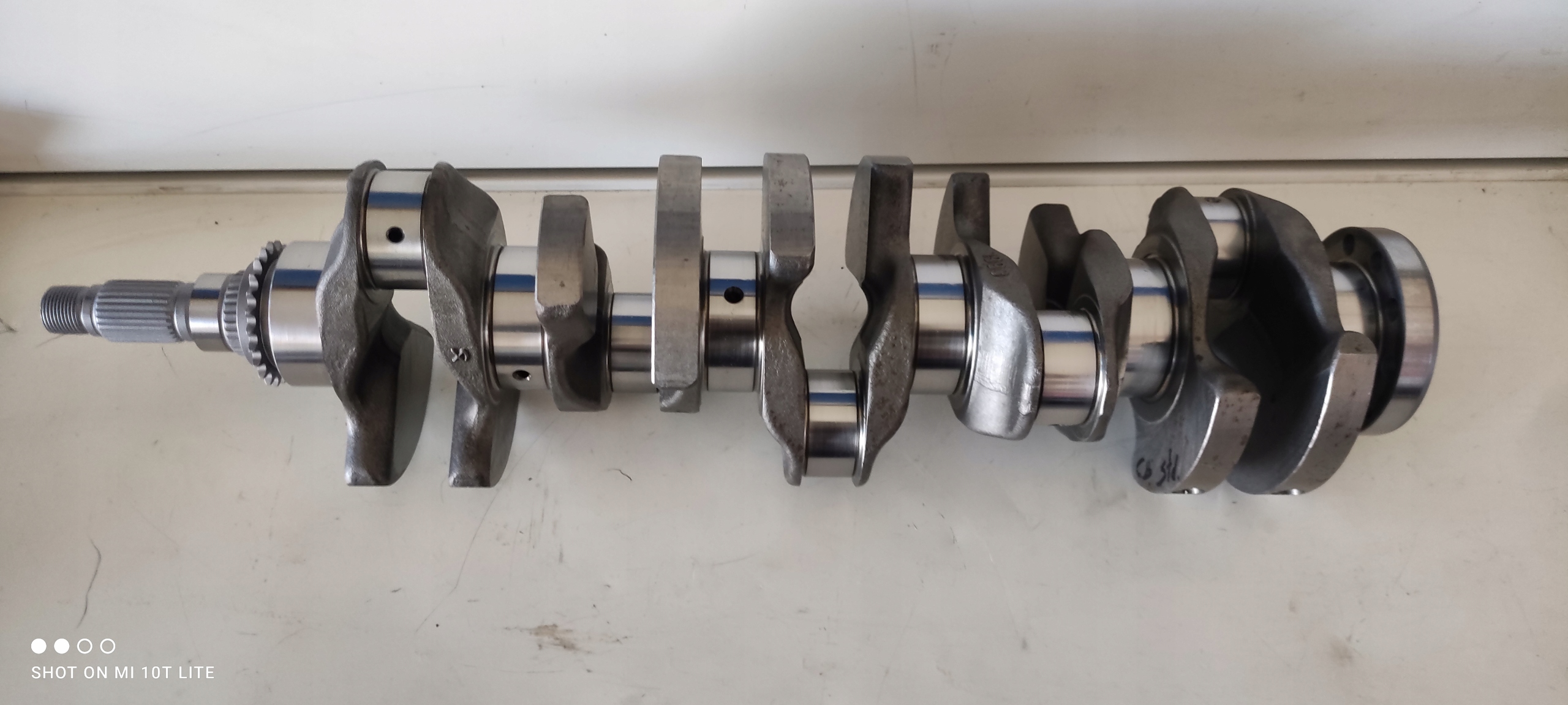 WAŁ Korbowy VOLVO CX60_2,4 D5 11R SPRAWDZONY IGŁA