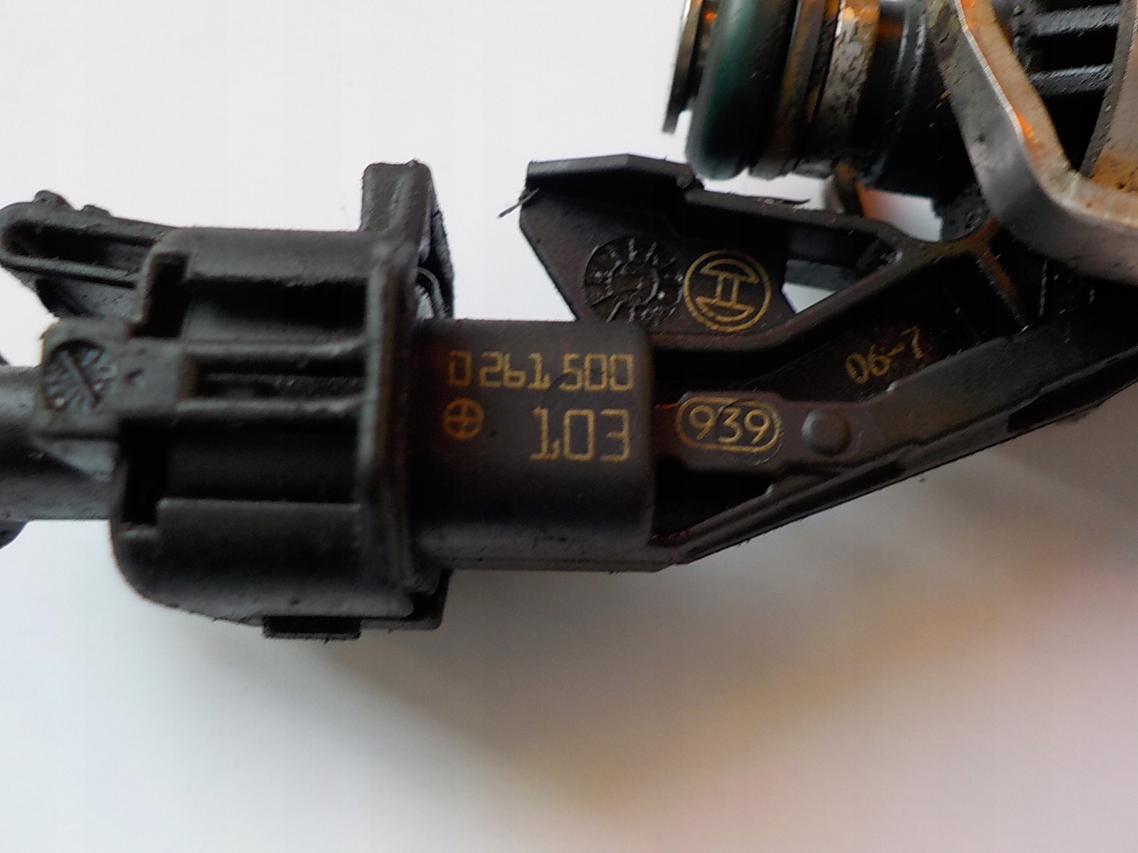 FORD FOCUS C-MAX 1.6 ECOBOOST injector 0261500103 BM5G-9F593-BA