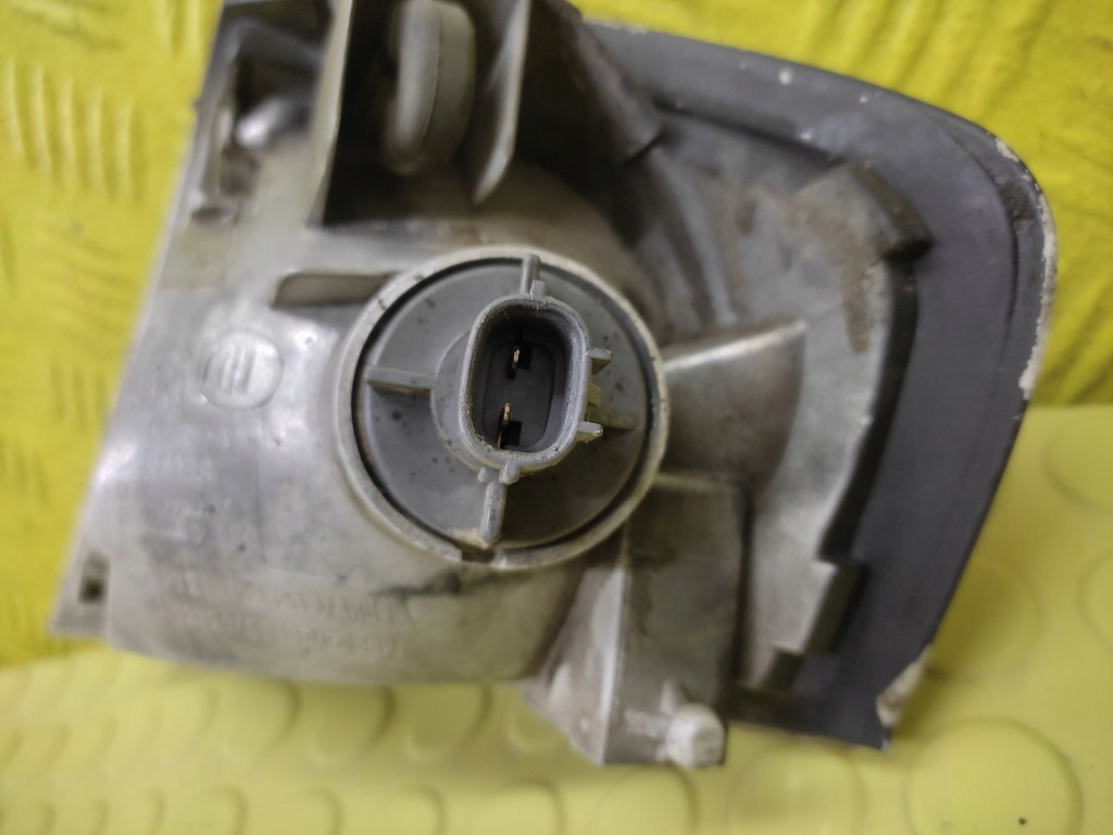 MAZDA 323 Blinkerleuchte rechts vorne