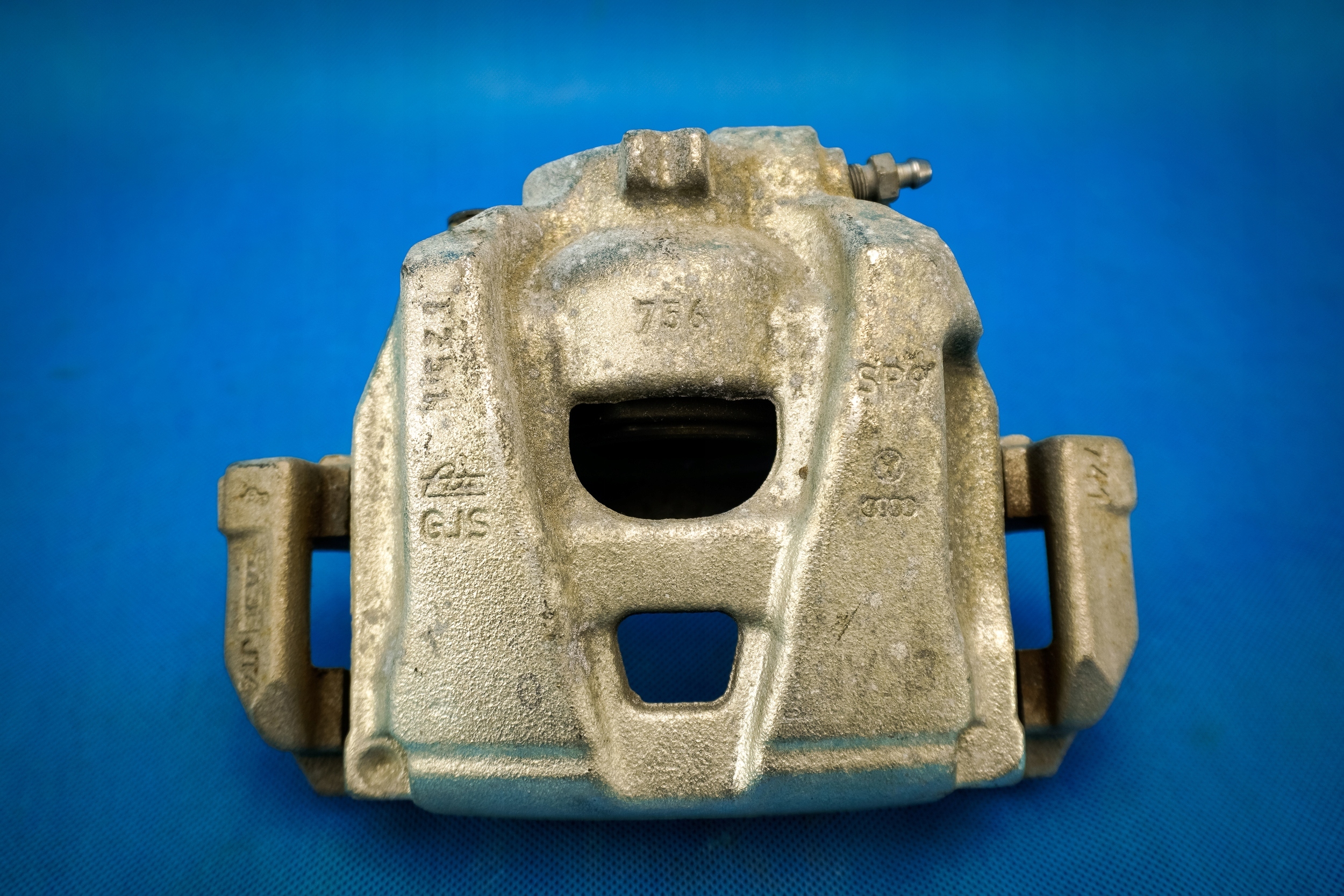 caliper brake front Audi A4 8K A5 8K0615106AB