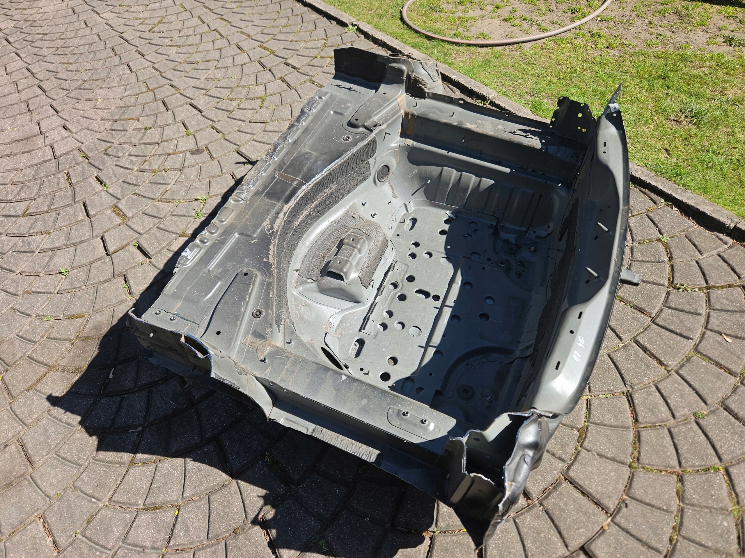 sump boot rear panel sump wheels of a spare AUDI A7 C7 4G 2011-2018