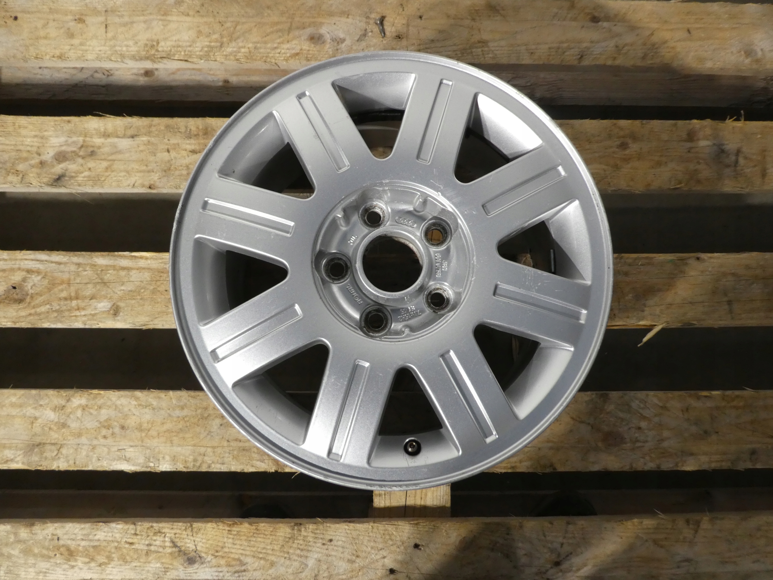 1X DISK HLINÍKOVÝ DISK AUDI 5X100 4B0601025B