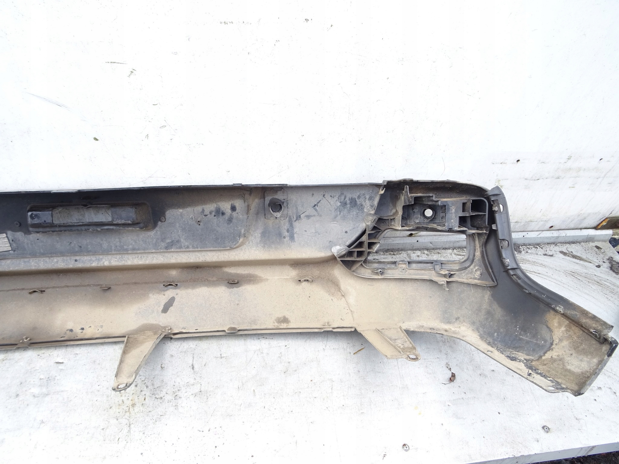 PEUGEOT 3008 stoßstange heck hinten CHROM PDC