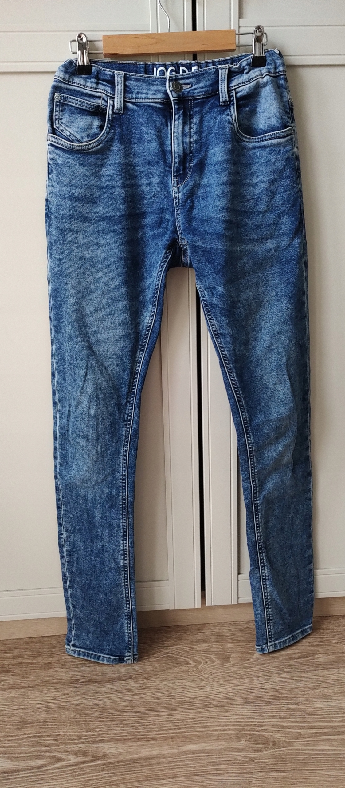 C&A spodnie jeansowe jog denim r. 176
