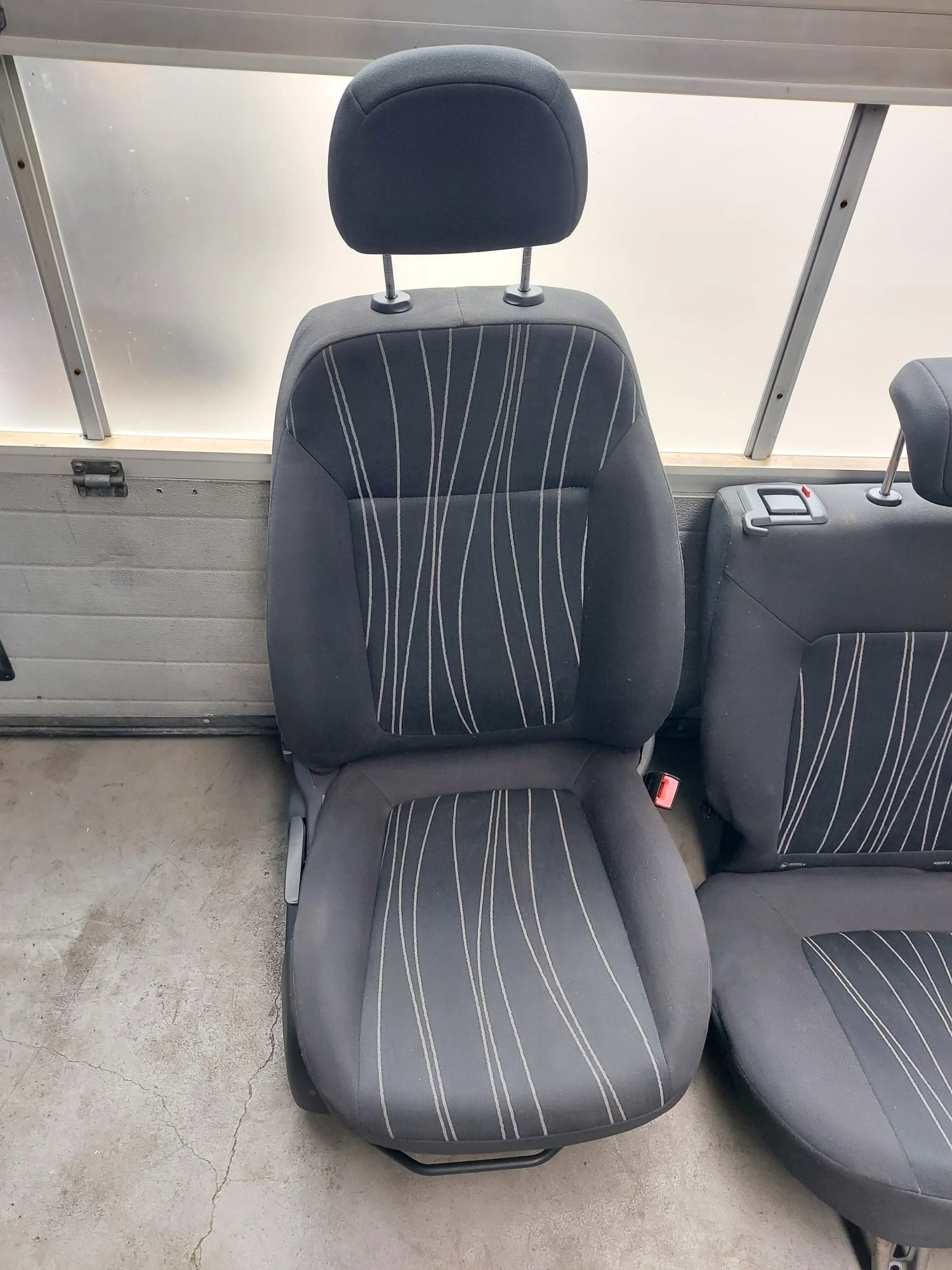 кресла бочки диван opel CORSA d 5 Двери комплект