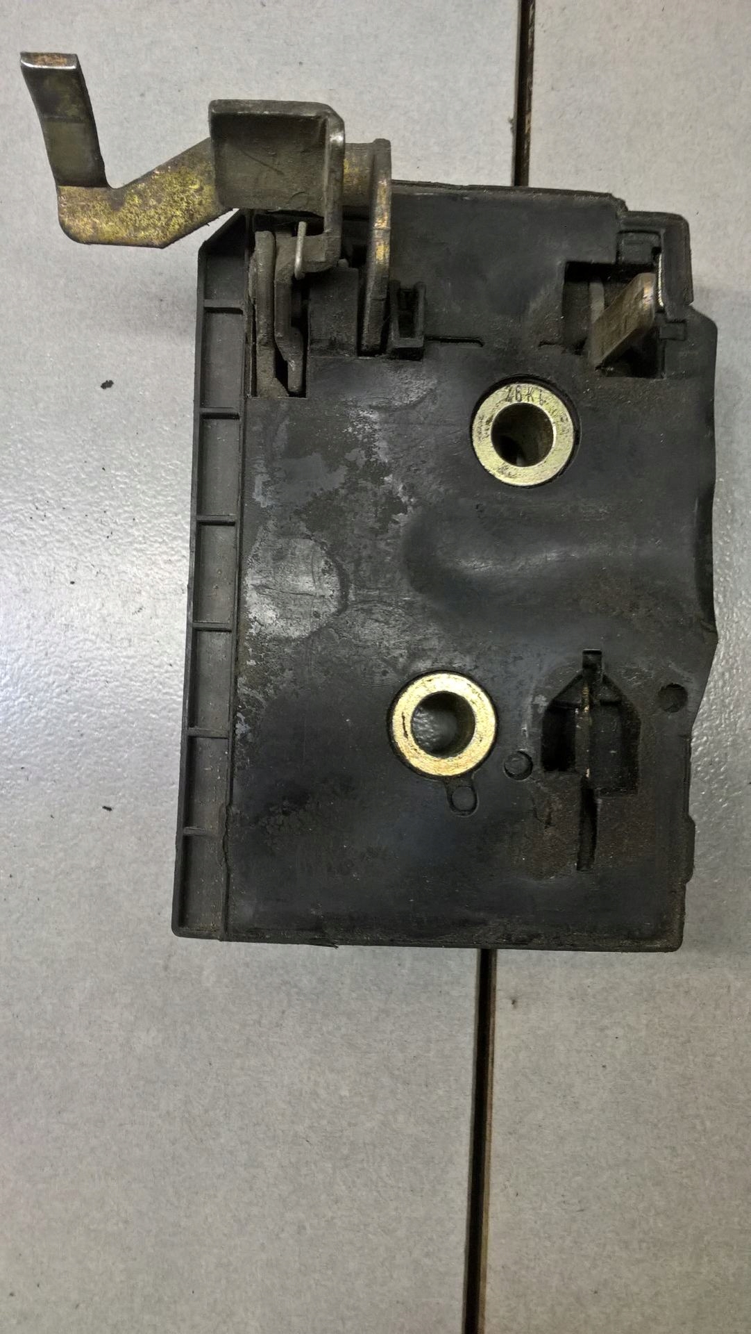 lock door right front VW PASSAT B3 357837016D