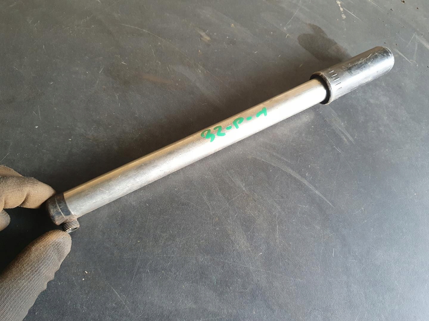 POMPKA RĘCZNA 320 mm ROWEROWA MOTOROWEROWA ORYGINAŁ
