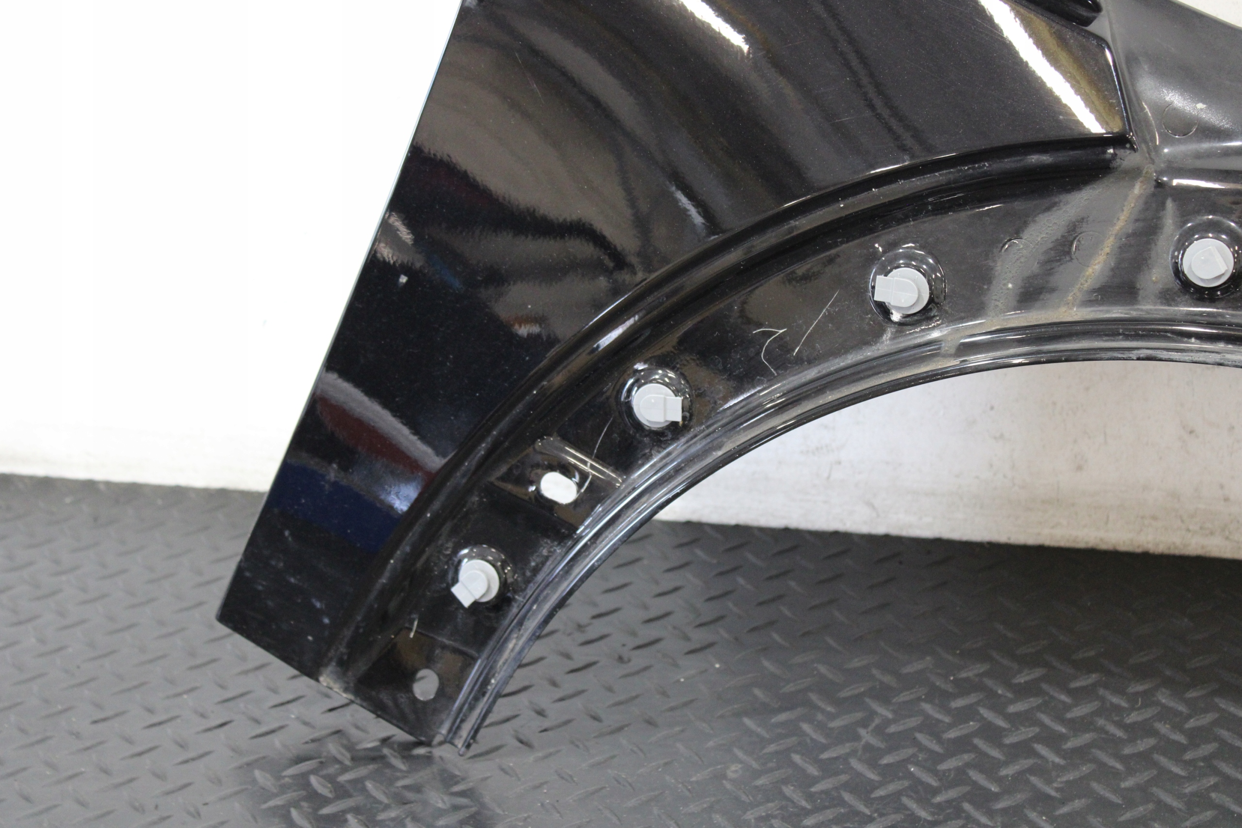 fender right front MINI CLUBMAN R55