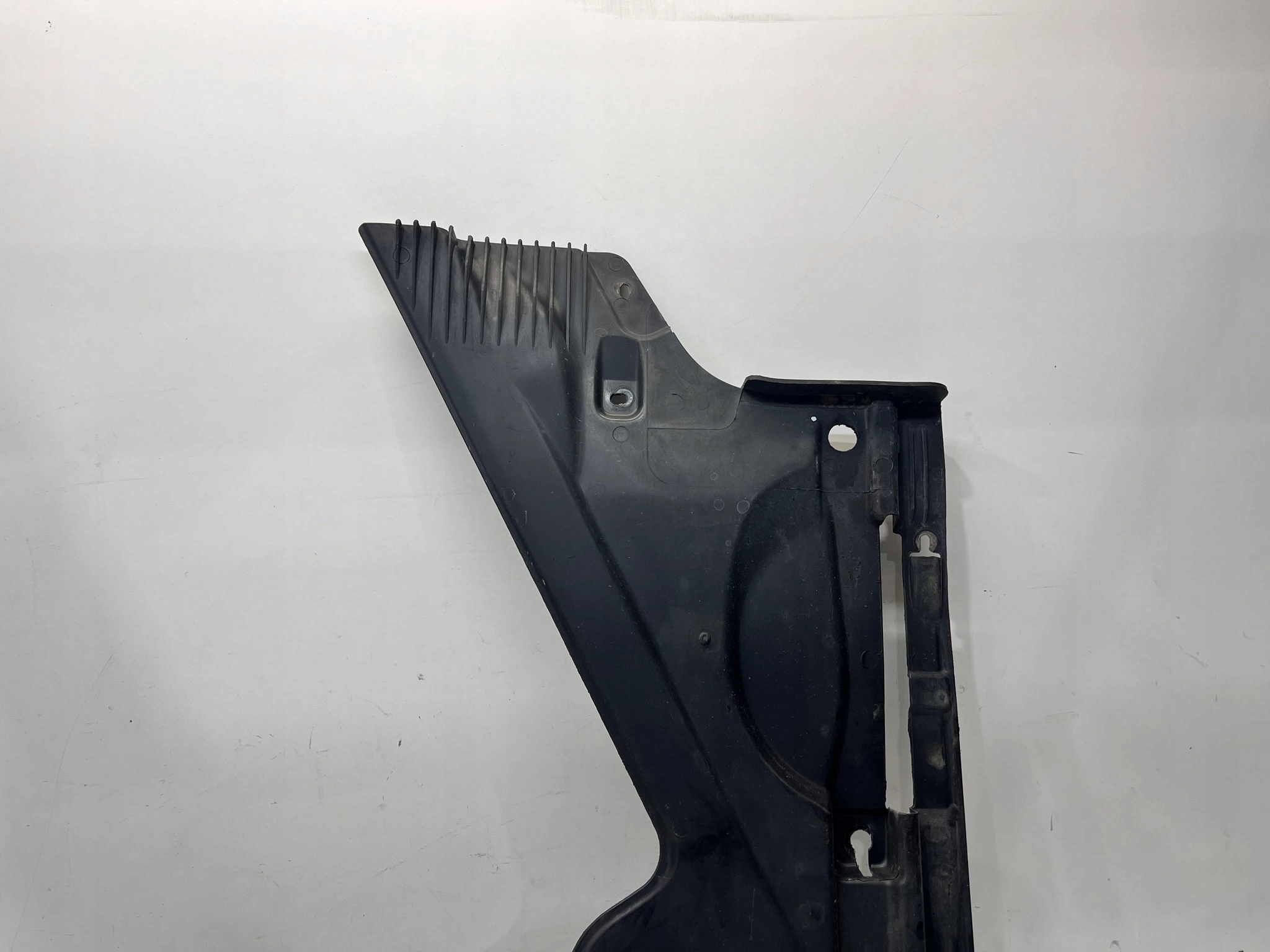 Blende Abdeckung Unterfahrschutz heck AUDI A4 B9 8W0825216E 3/25