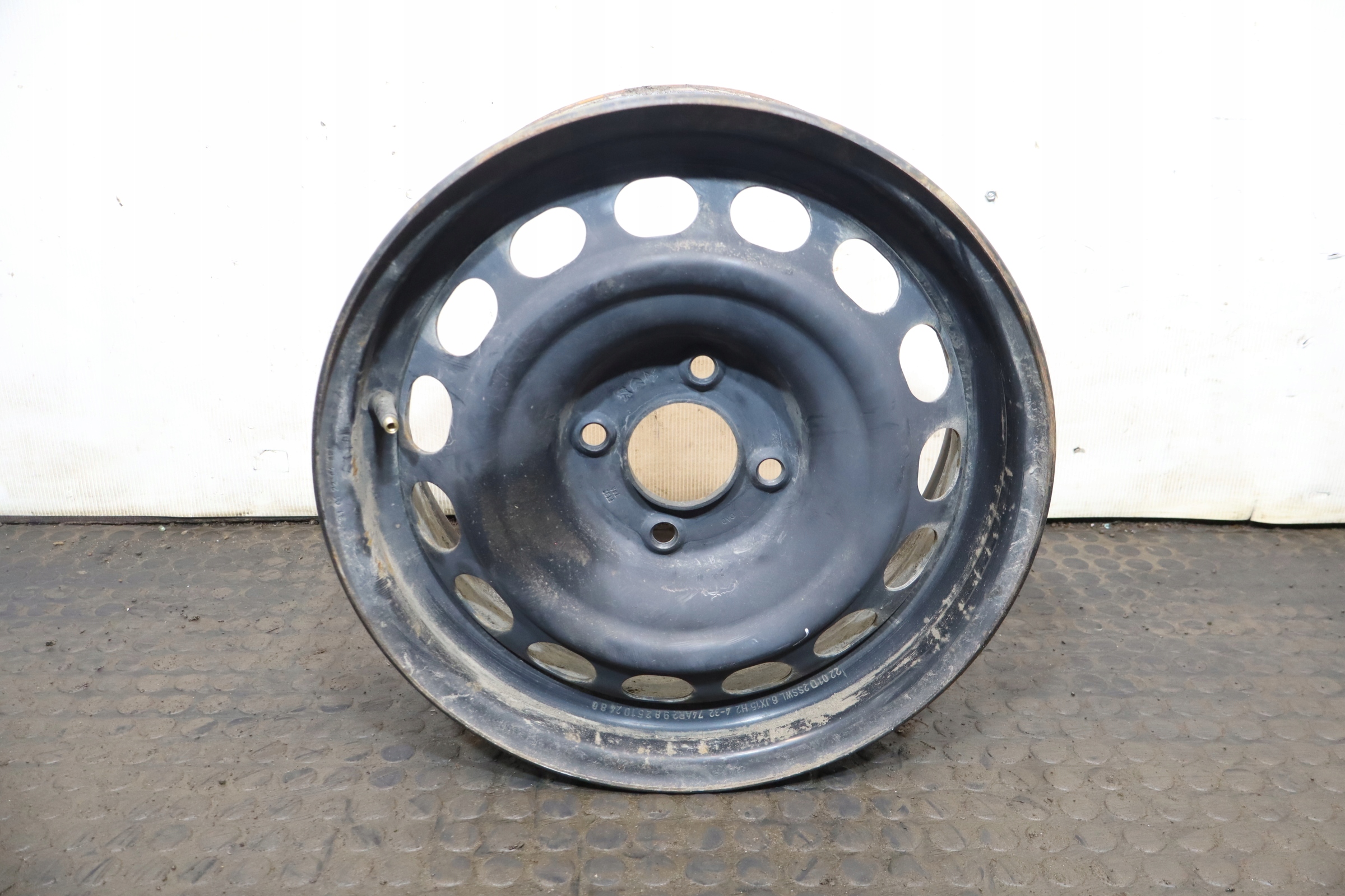 FELGA STALOWA R15 PEUGEOT 208 II