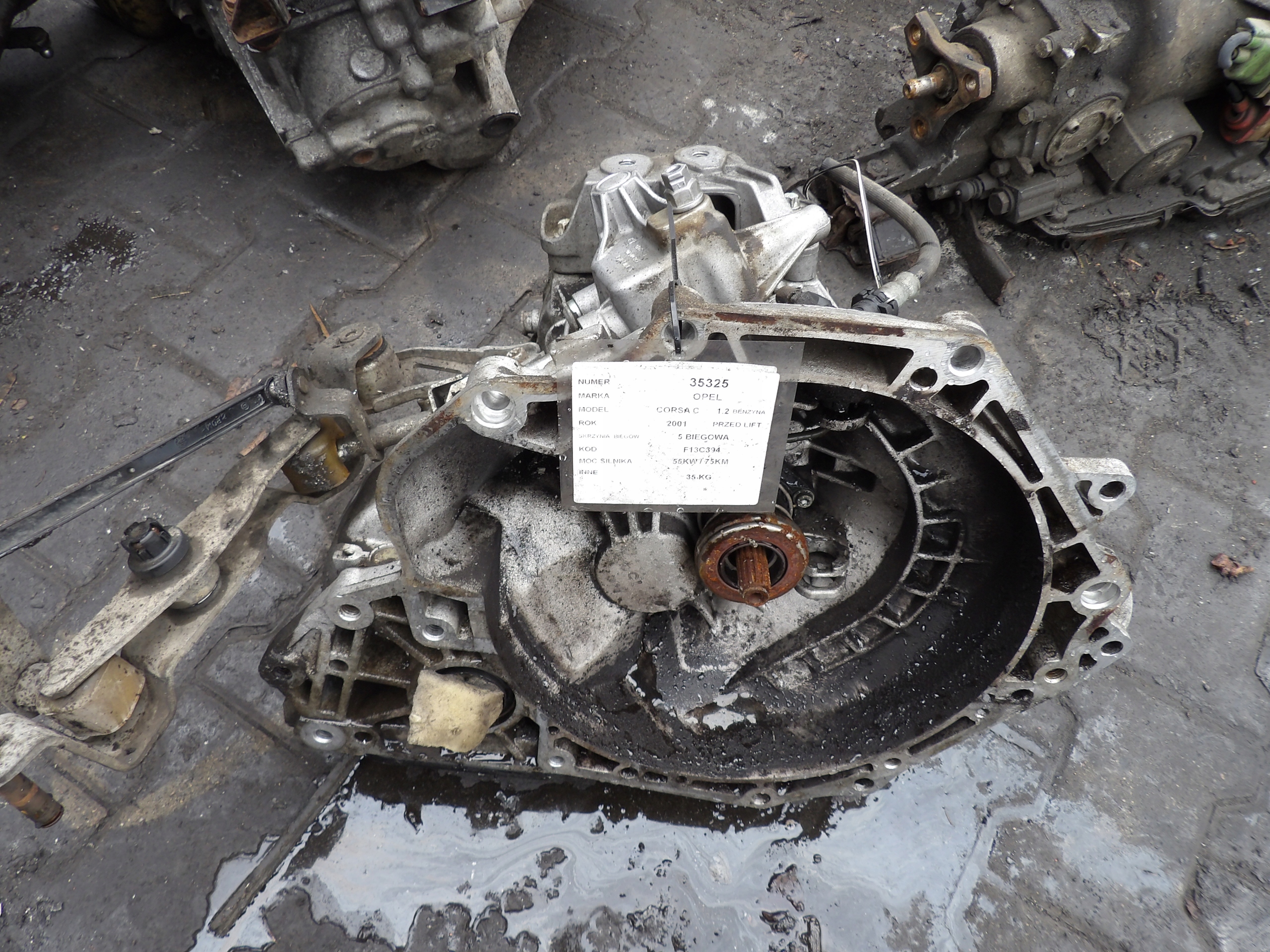 Opel Corsa C 1,2 - 75 km CAMBIO F13C394
