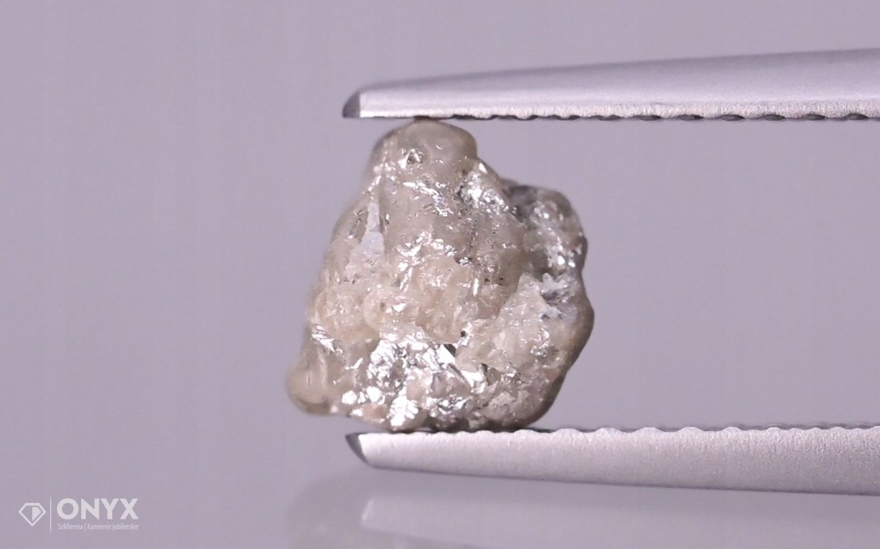 Diamant stříbrný hrudkující 7x6,5 mm