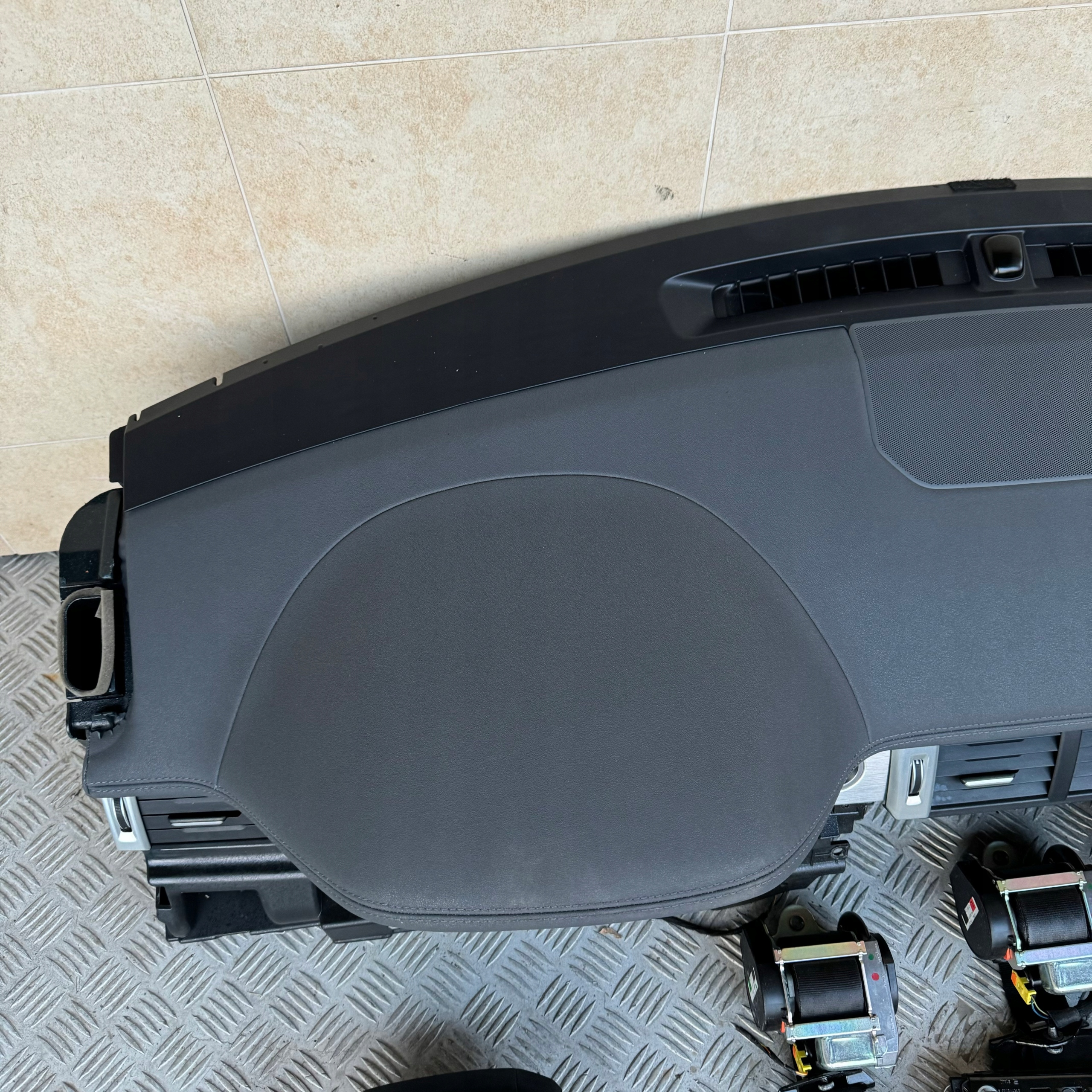 dashboard complete airbag console tension belts cockpit RANGE ROVER EVOQUE and 2017 ROK