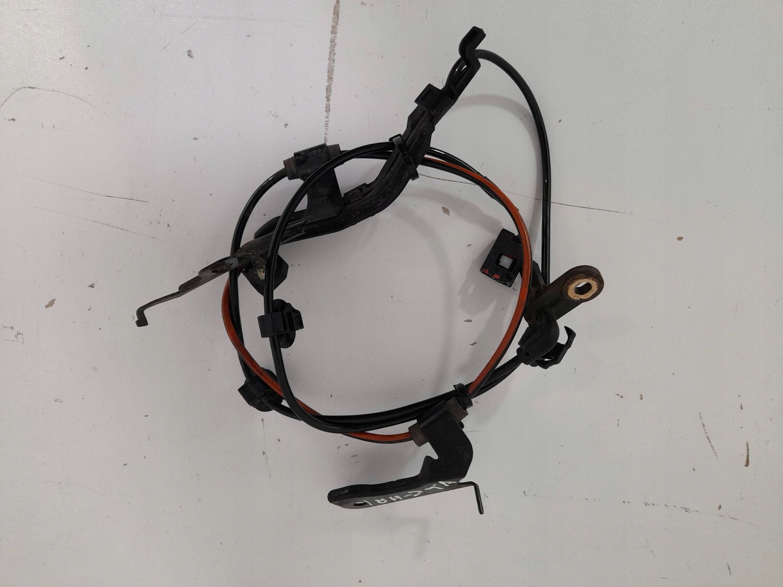 Toyota C-HR and sensor front left ABS 89543F4010 (CZ121)
