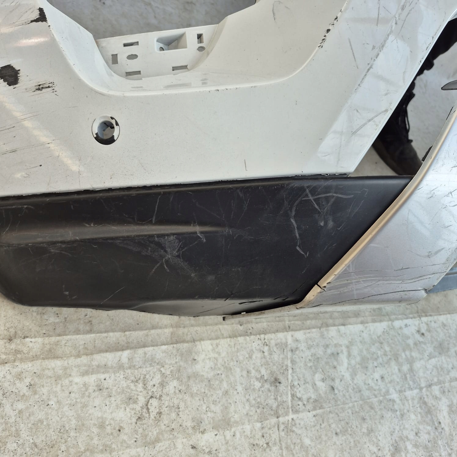 RANGE ROVER EVOQUE and 1 DYNAMIC 11-15 bumper front front washer PDC