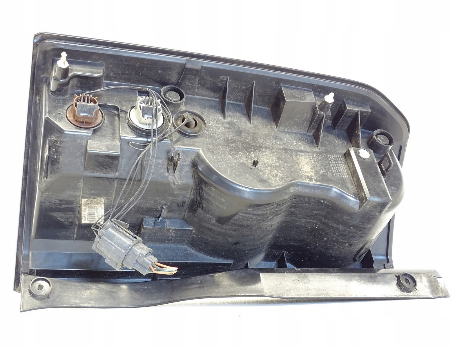 light right rear part rear LAND ROVER DISCOVERY UK EH22-13404-AA