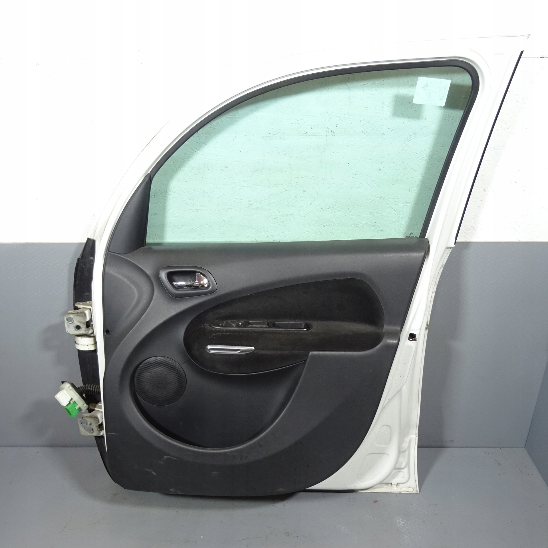 CITROEN C3 PICASSO dveře předek pravé EWPB