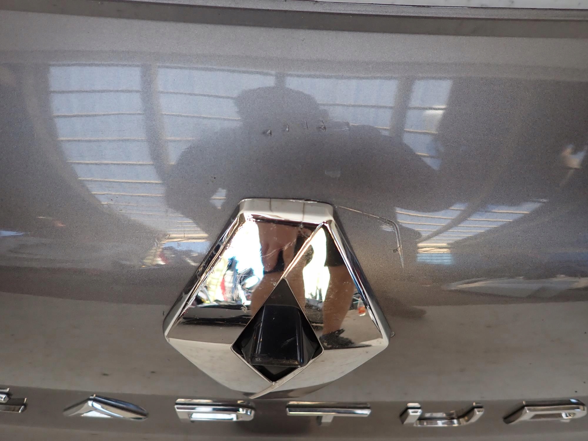 RENAULT CAPTUR II 2 19-> cap moulding cap bonnet rear part