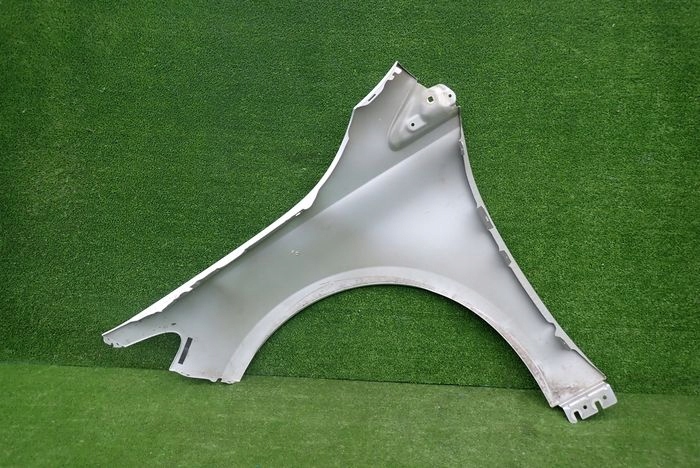 MERCEDES W247 247 B-KLASA 18- fender right front front