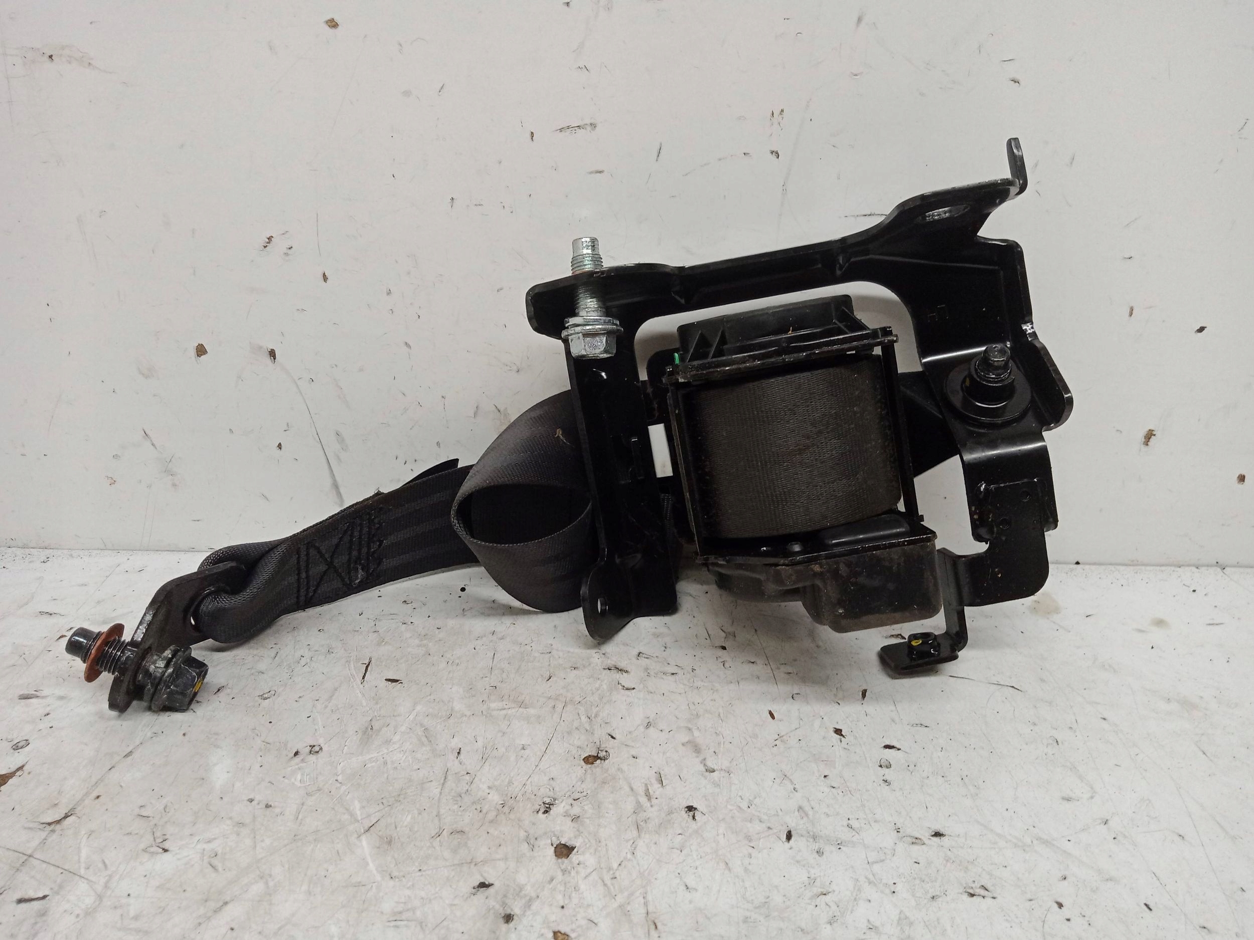 KIA PRO CEED II Gurten Sicherheits links heck 89810-A2030 2012