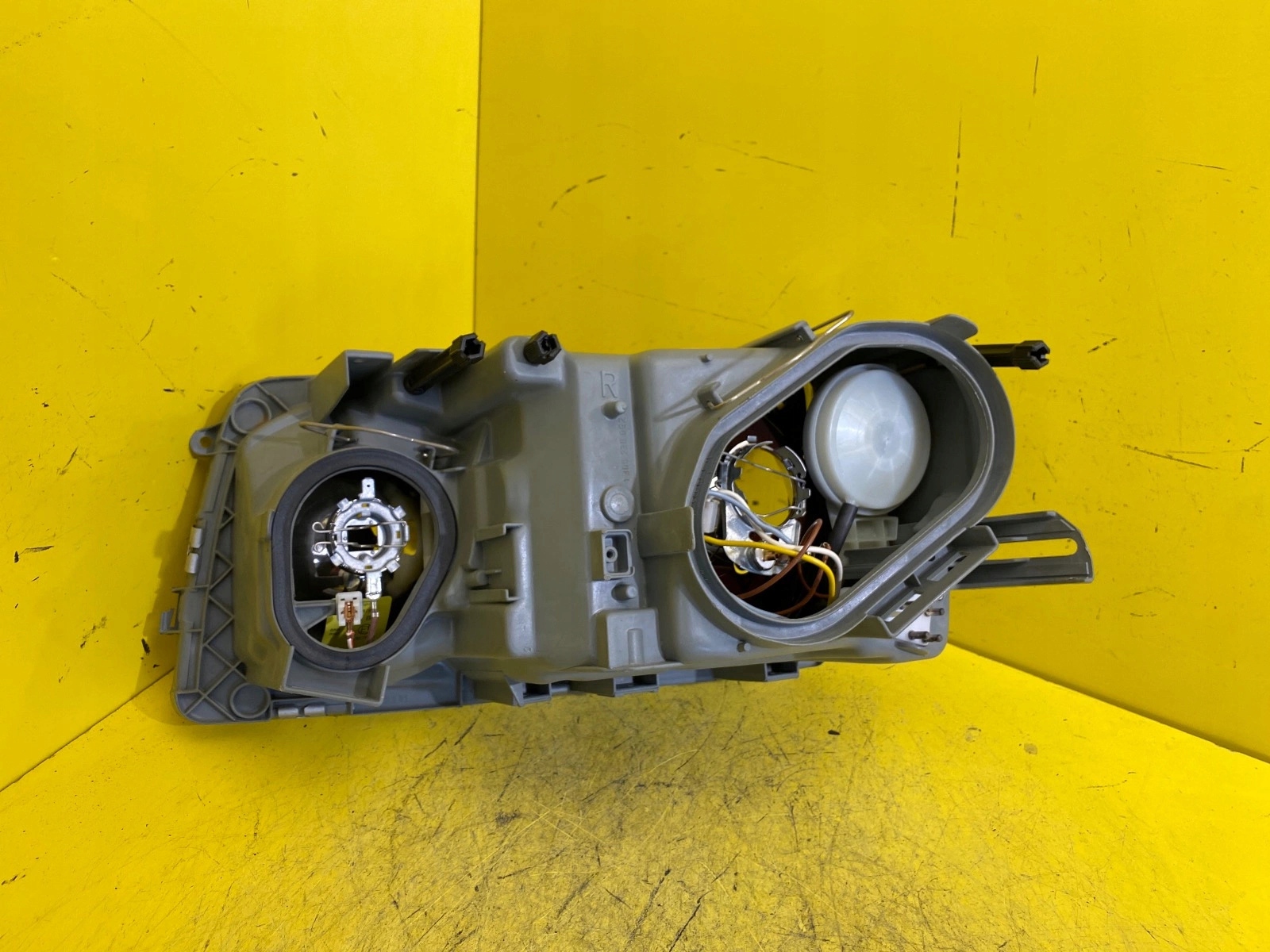 light left MERCEDES W126 79-91