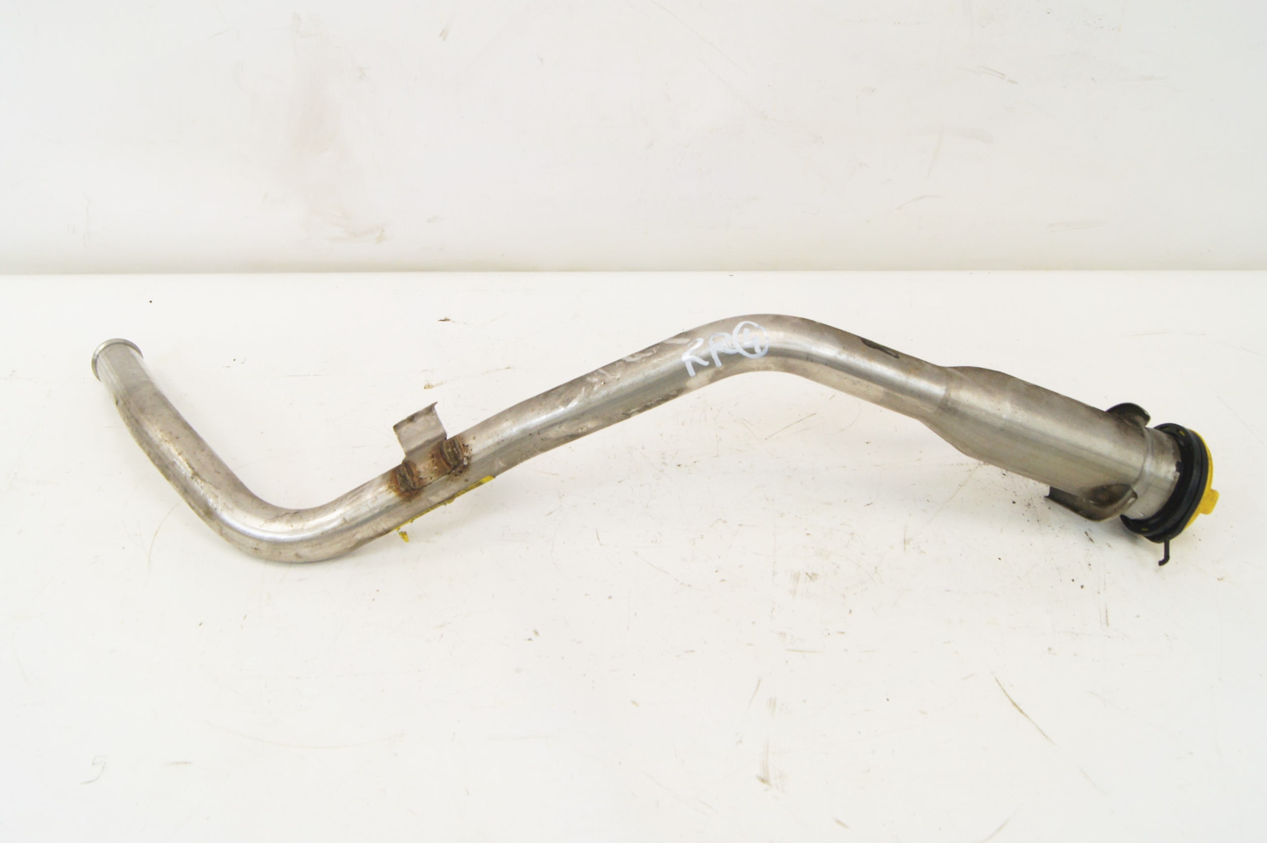 Труба газовая крышка Range Rover Evoque 2.0 d 4x4 15r