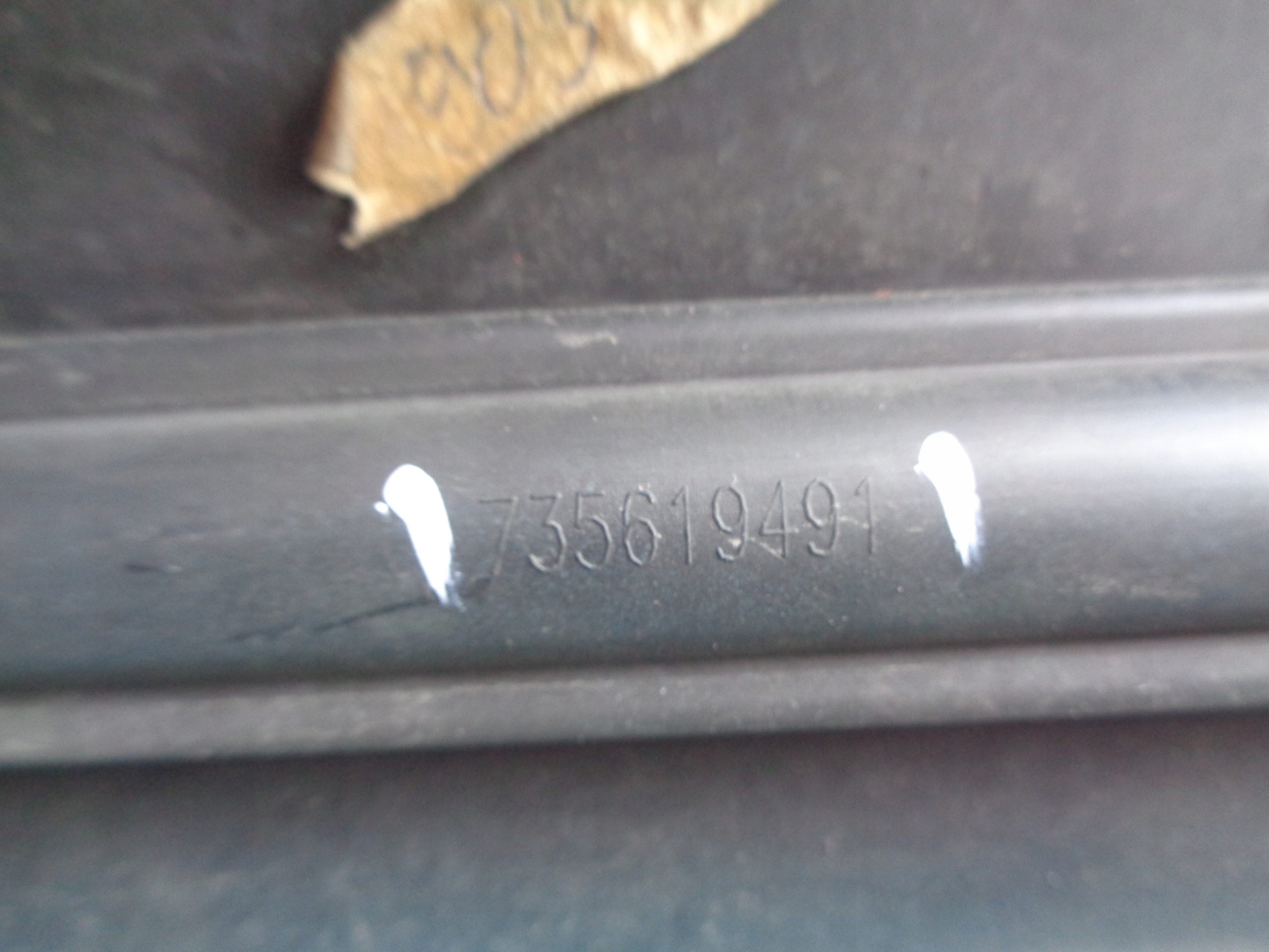 FRONTSTOSSSTANGE FIAT 500 15- LIFT NR 24072