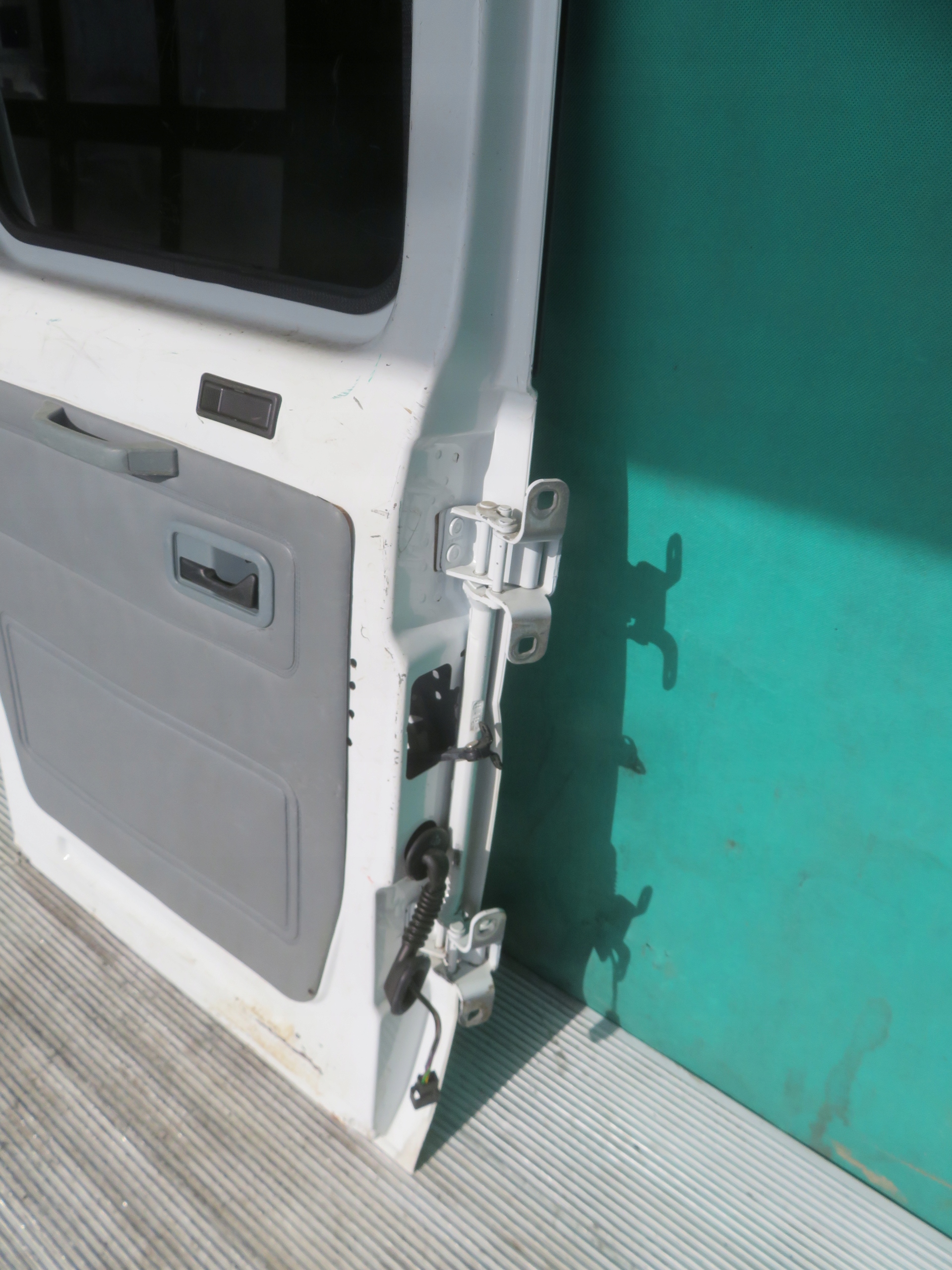 door right rear part cabs FORD TRANSIT MK7 13R