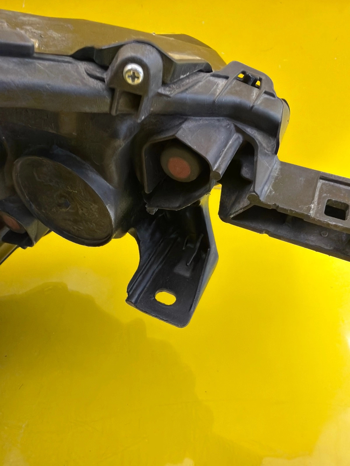 light left front Toyota BZ4X Full Led 22