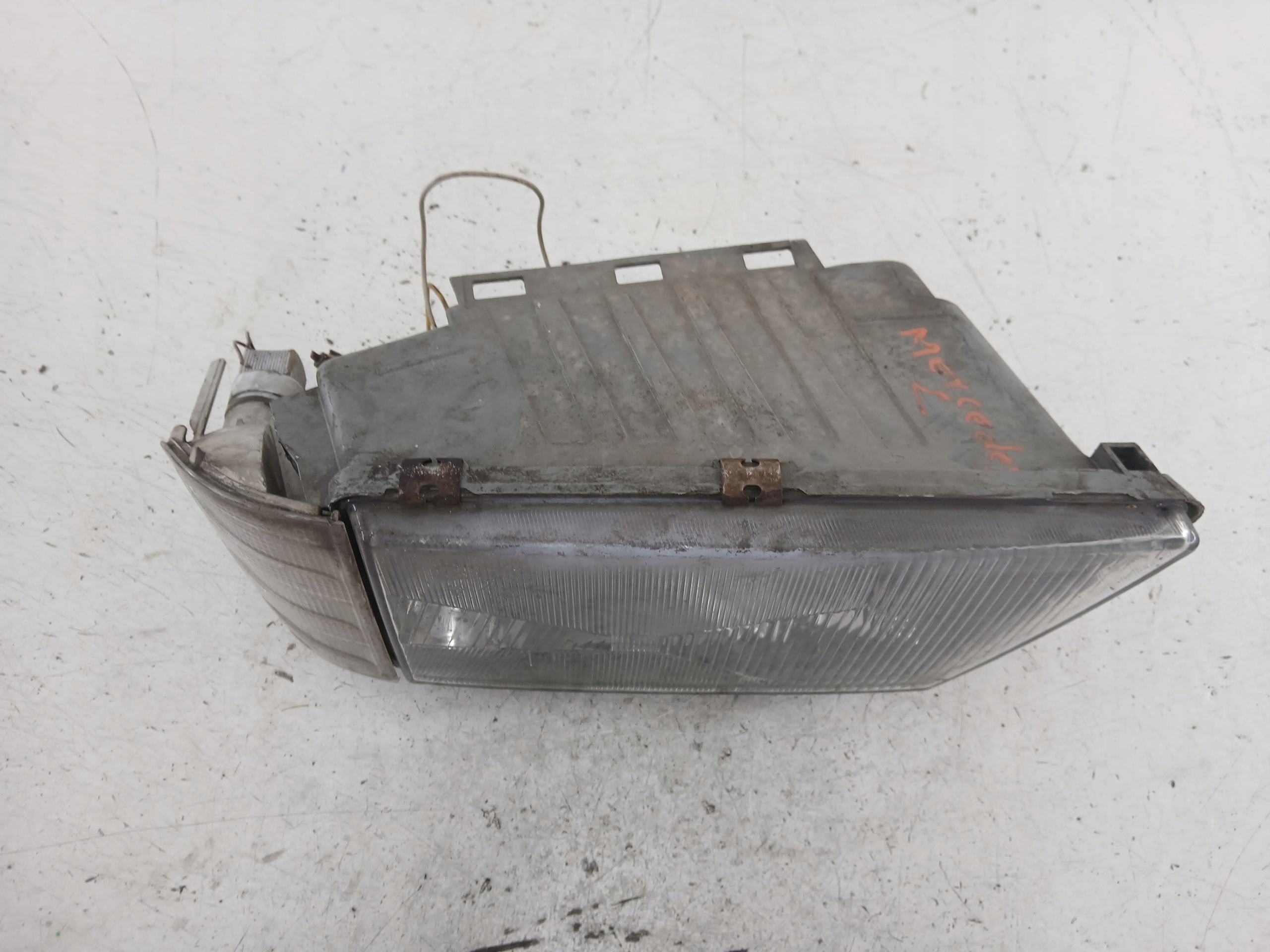 MERCEDES SPRINTER 901 light left front + indicator
