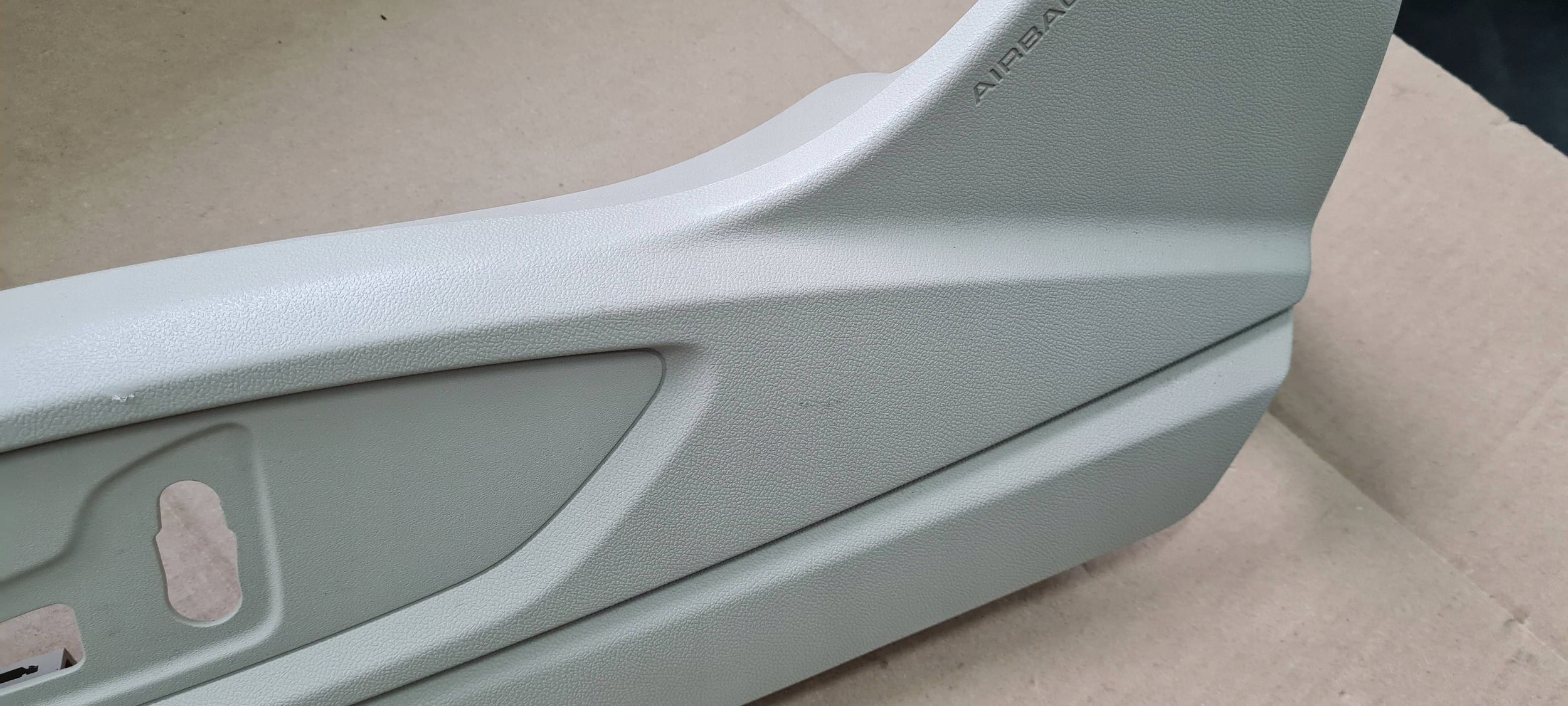 Q5 80A cover seat left front ATLASBEIGE 80A881325