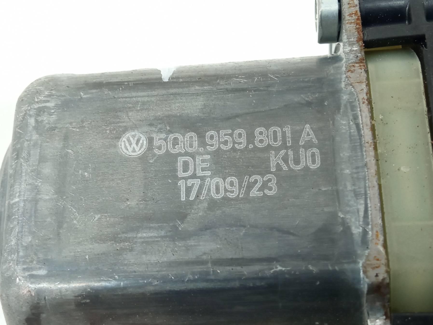 mini motor windows left rear part 5Q0959801A Skoda Octavia IV (2019- )