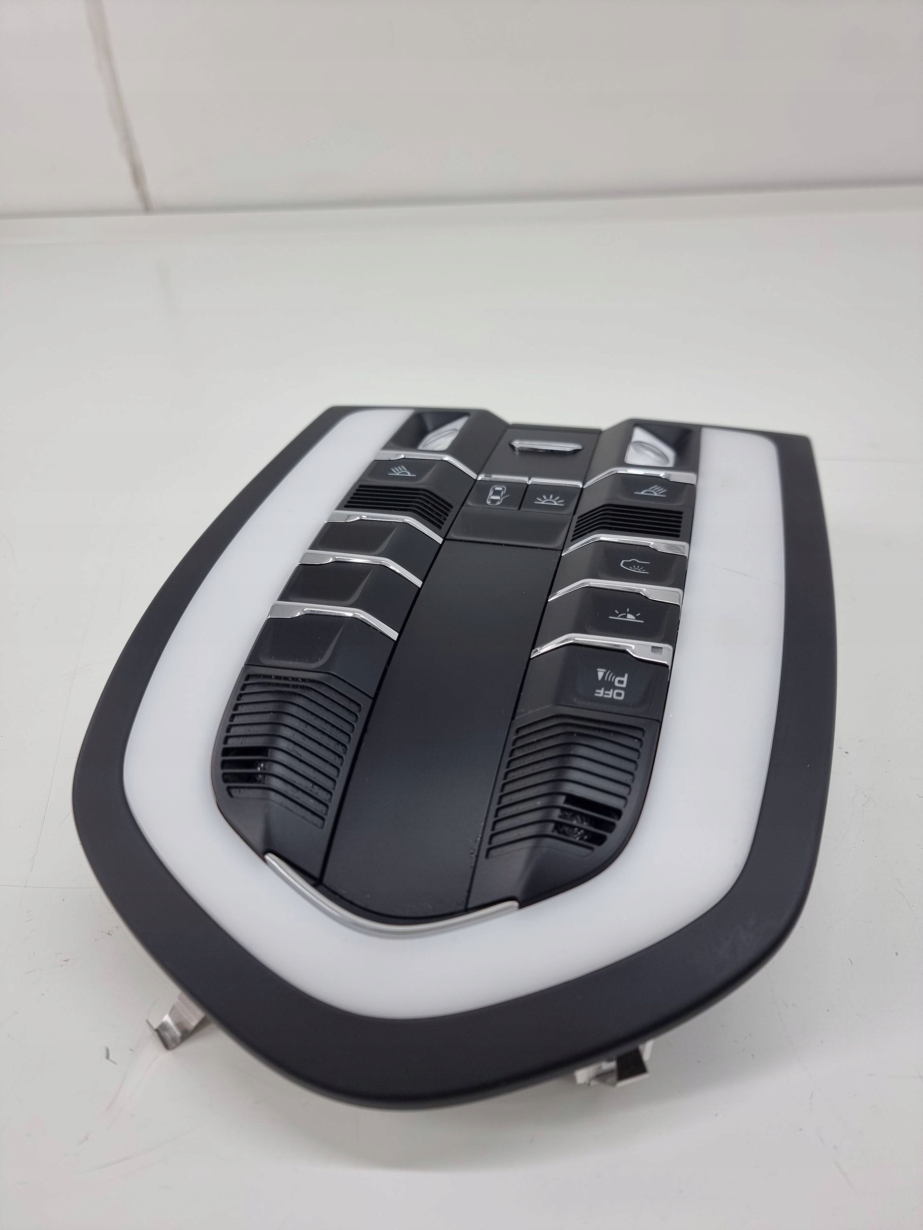 PORSCHE MACAN (95B) 2022 свет кресло переднего