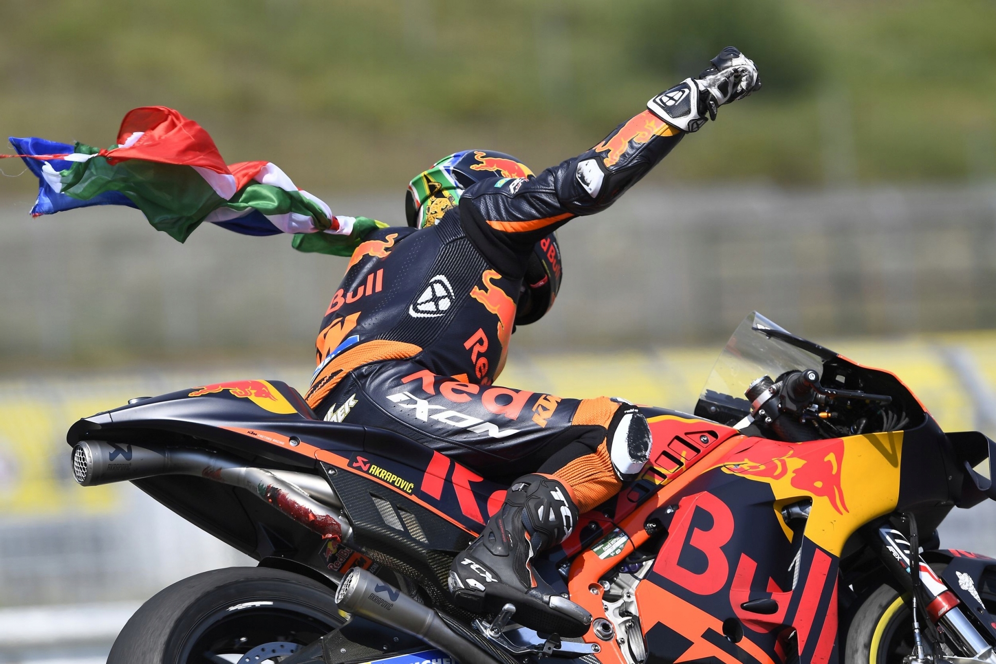 TCX BUTY RT-RACE BLACK/GRAY/RED 45 Sportowe Ścigacz Tor Rodzaj Męskie