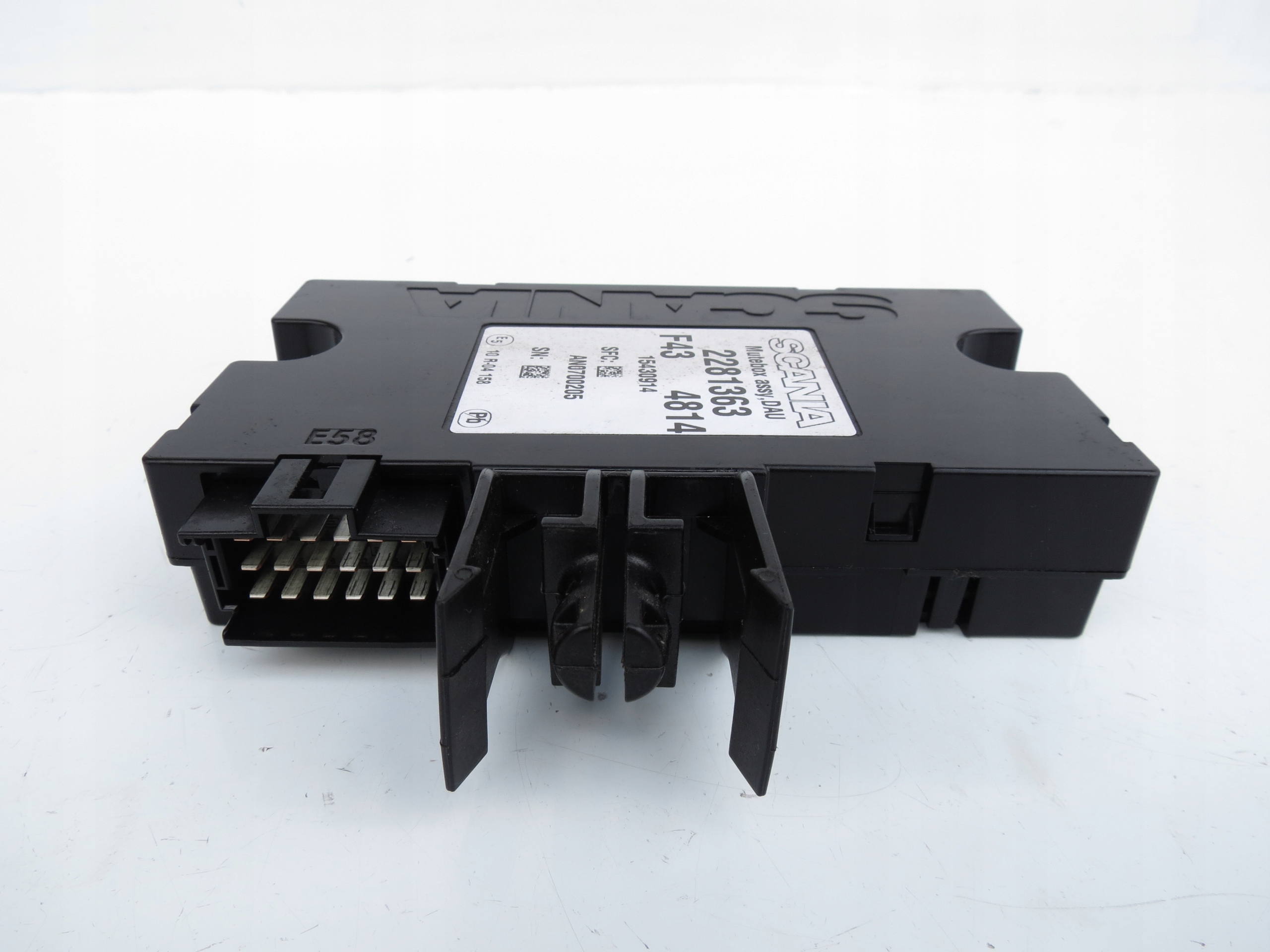 module control unit DAU MUTEBOX of speakers SCANIA R